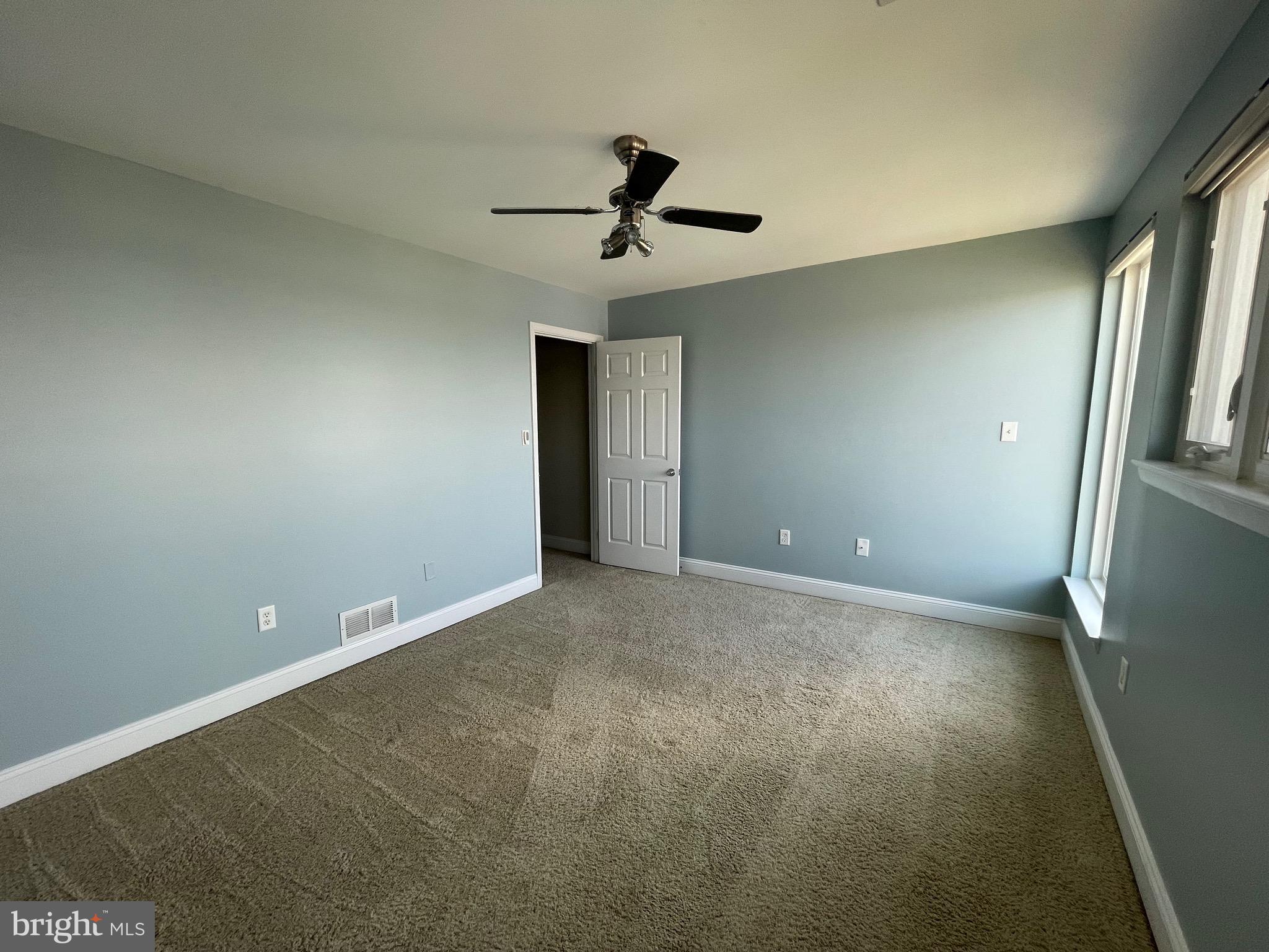 ANCHORAGE TOWERS - Residential Lease