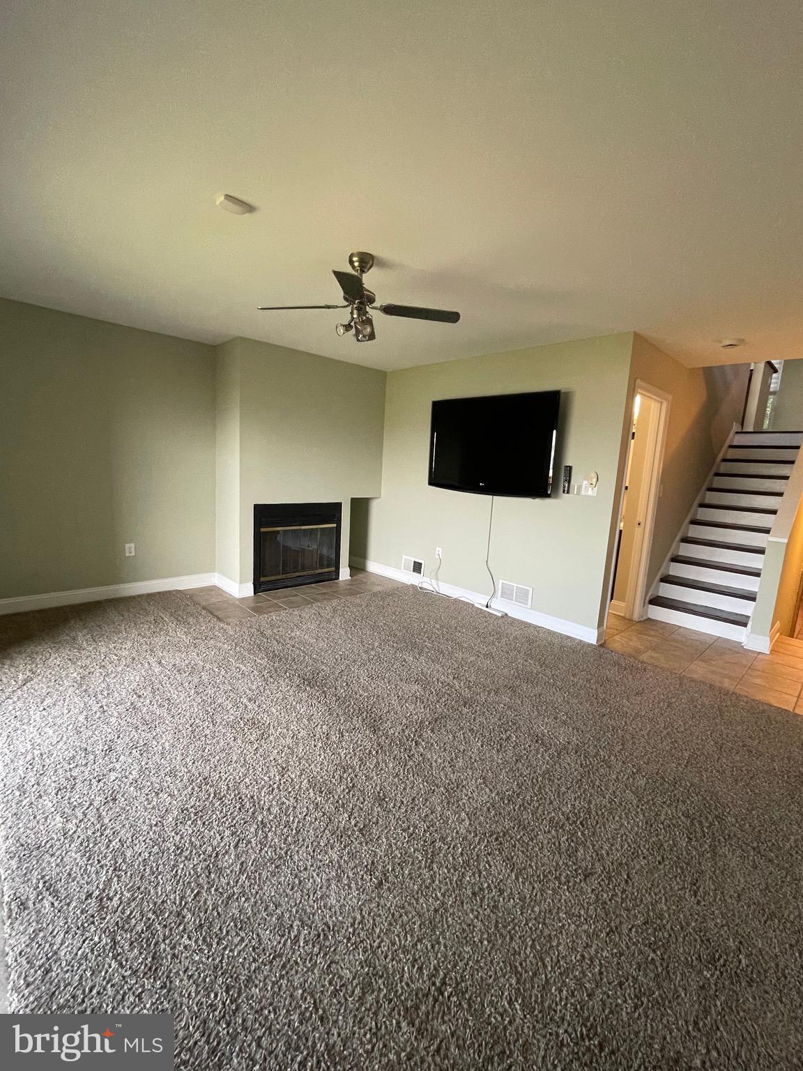 ANCHORAGE TOWERS - Residential Lease