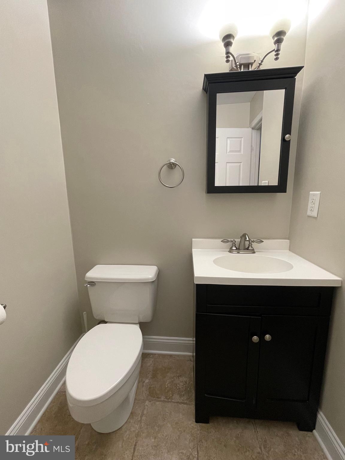ANCHORAGE TOWERS - Residential Lease