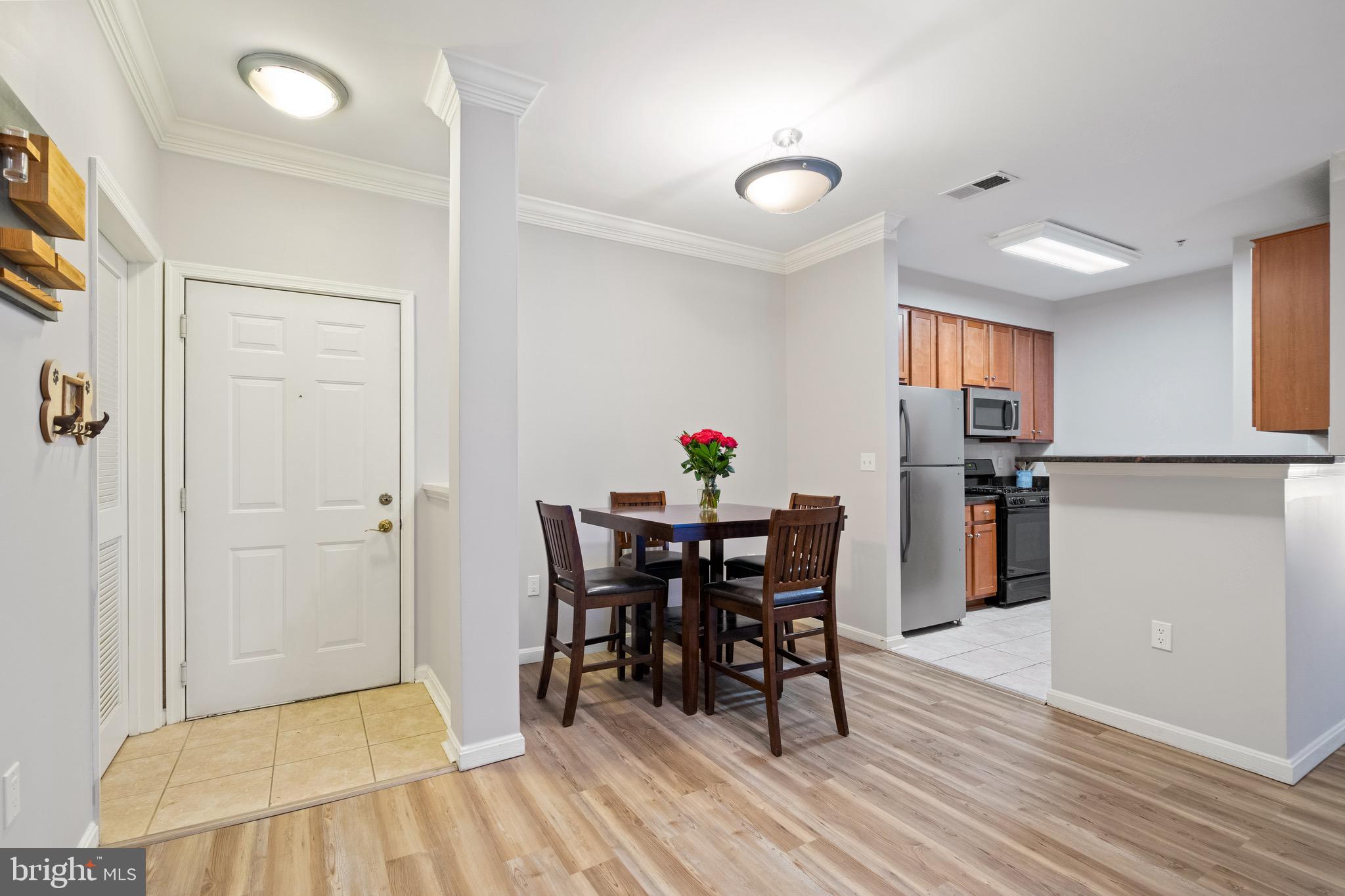 EXCHANGE AT VAN DORN - Residential Lease