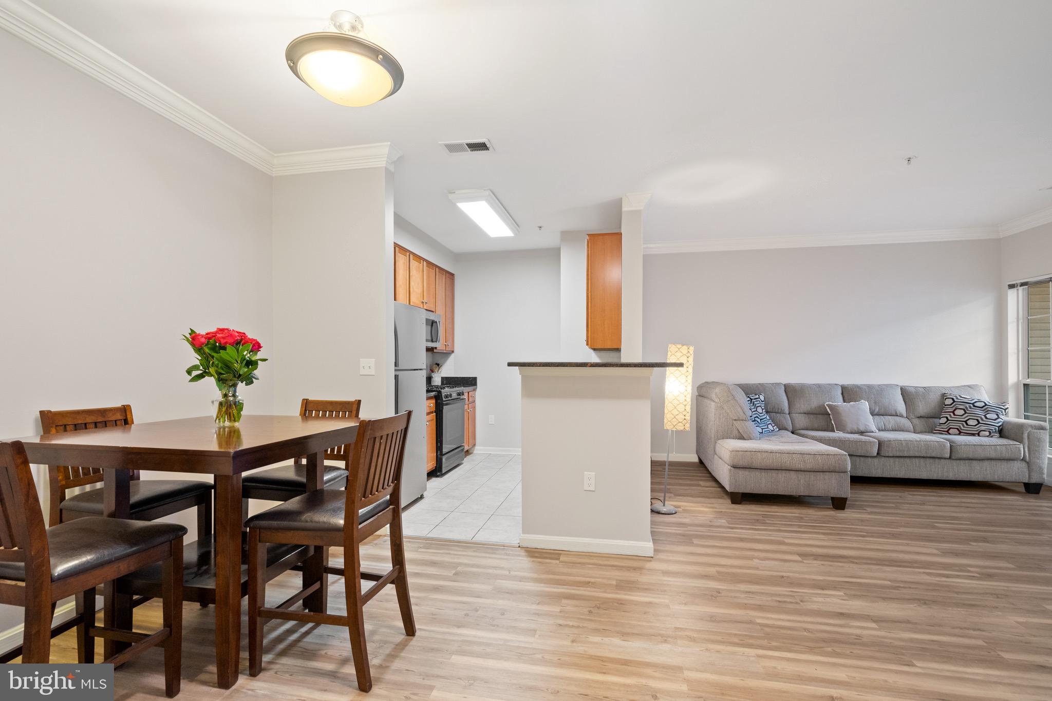 EXCHANGE AT VAN DORN - Residential Lease