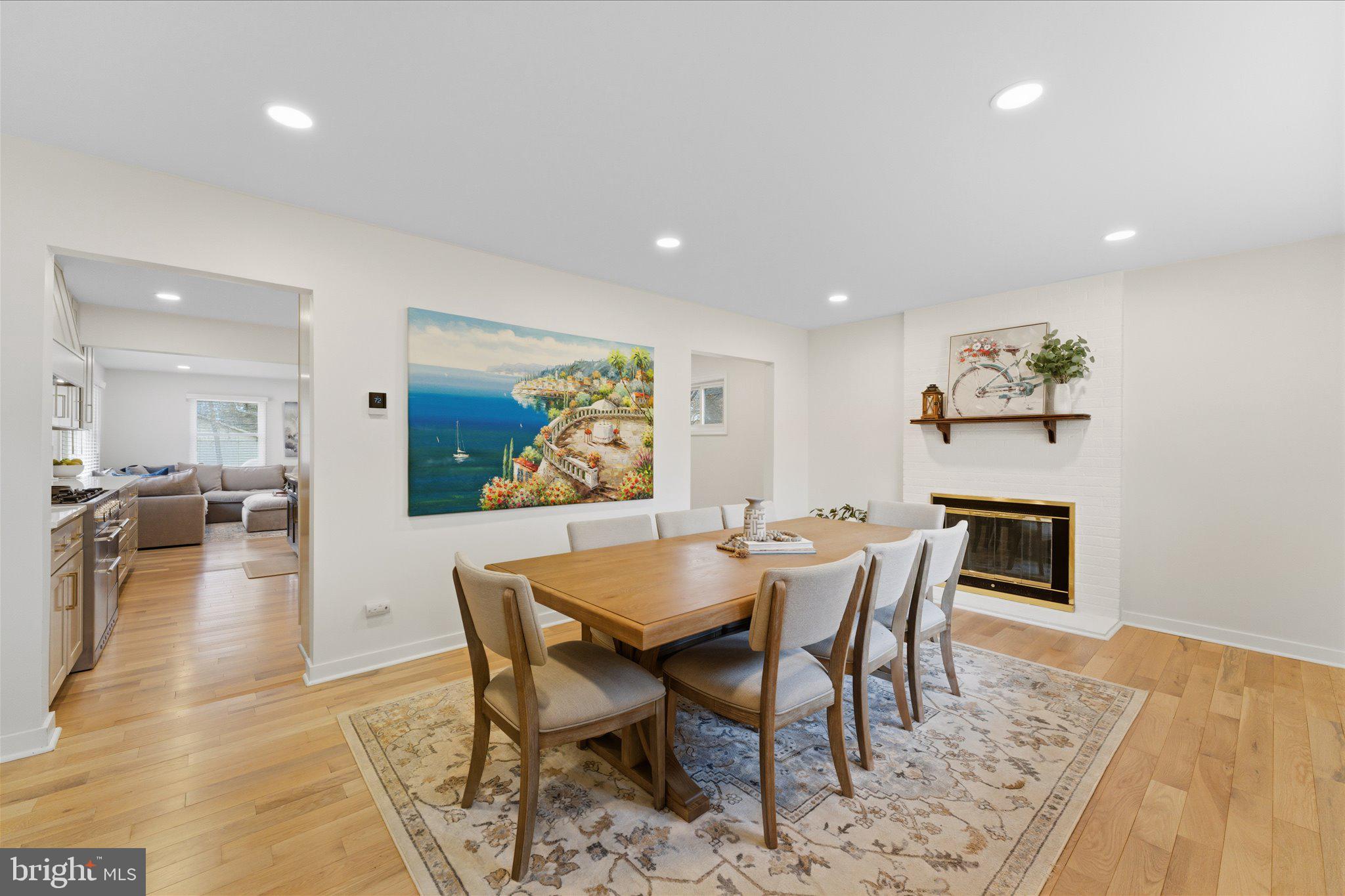 3804 RICHARDSON PLACE