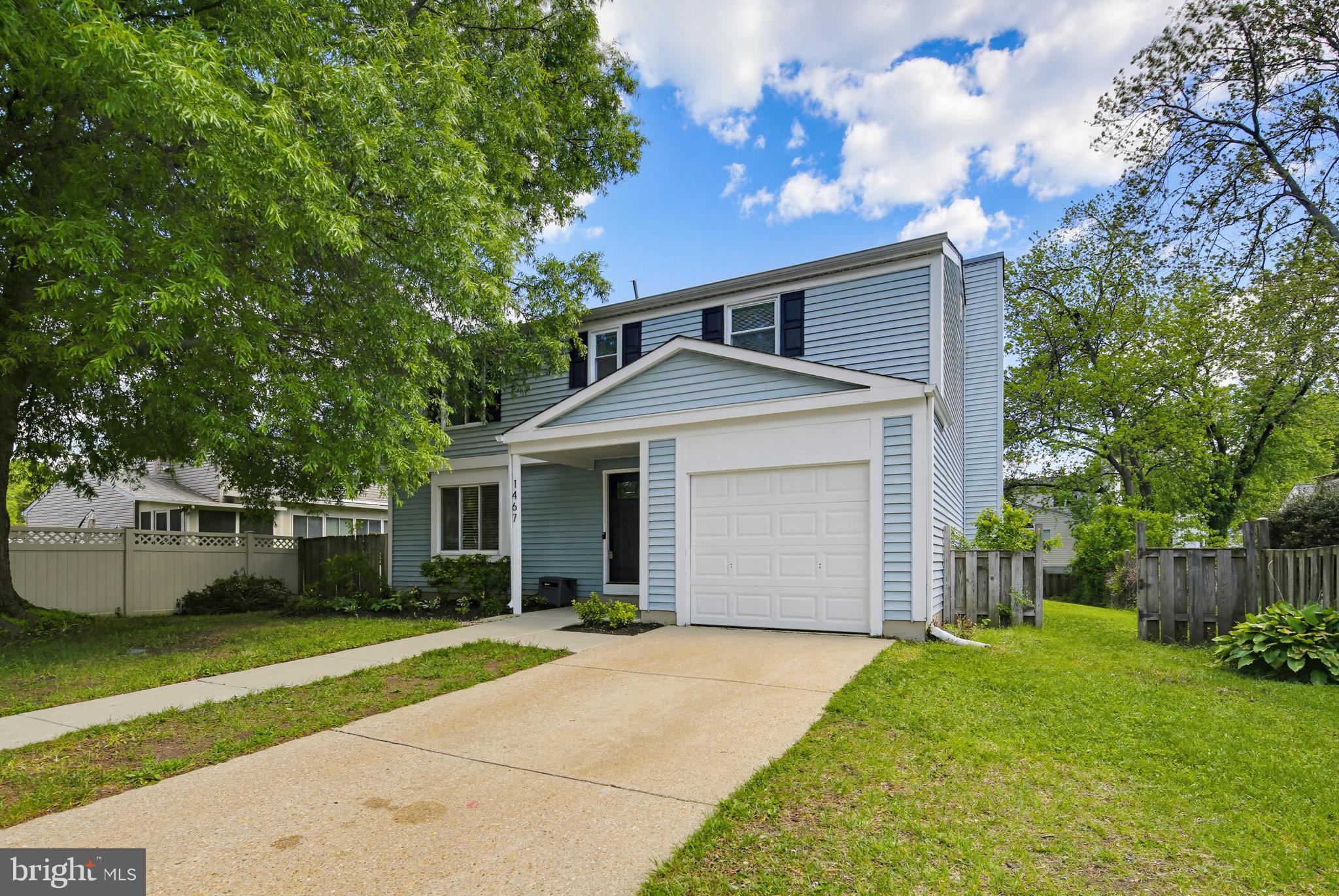HARMANS WOODS - Residential