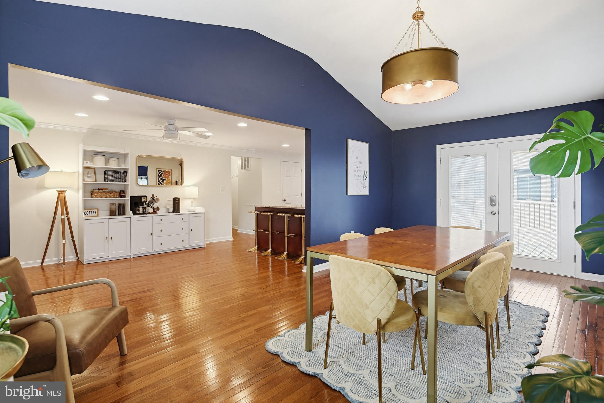 HARMANS WOODS - Residential