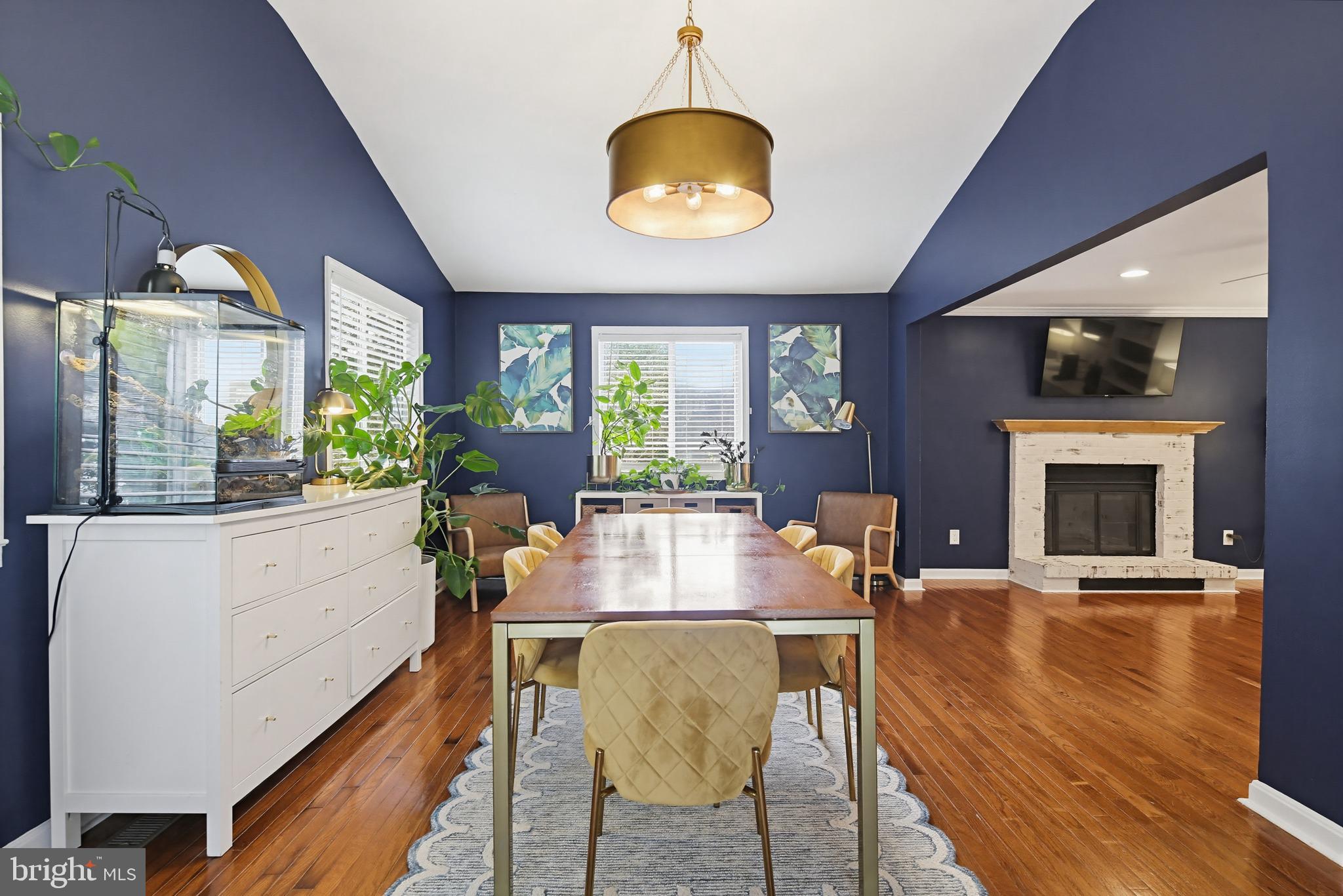 HARMANS WOODS - Residential