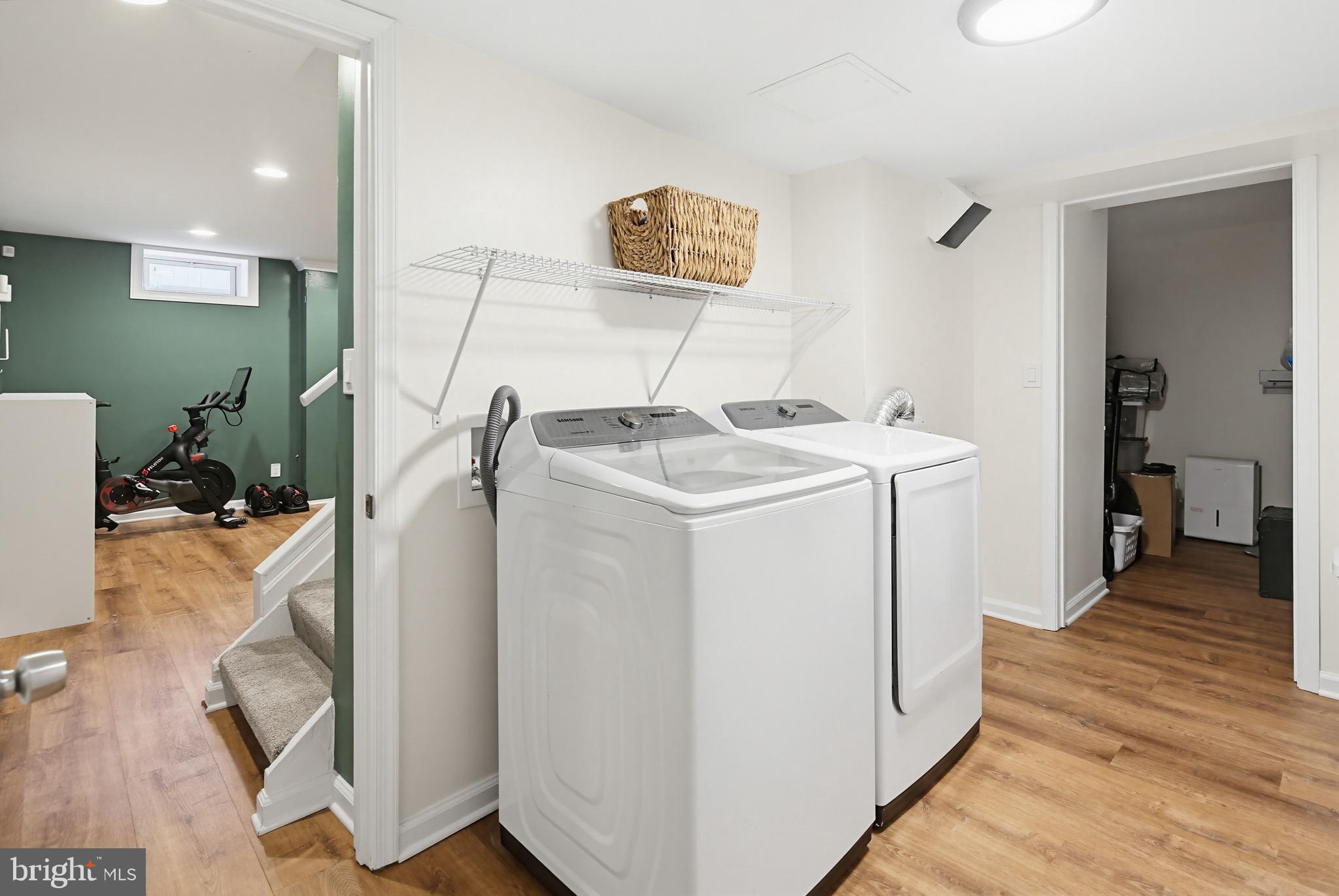 HARMANS WOODS - Residential