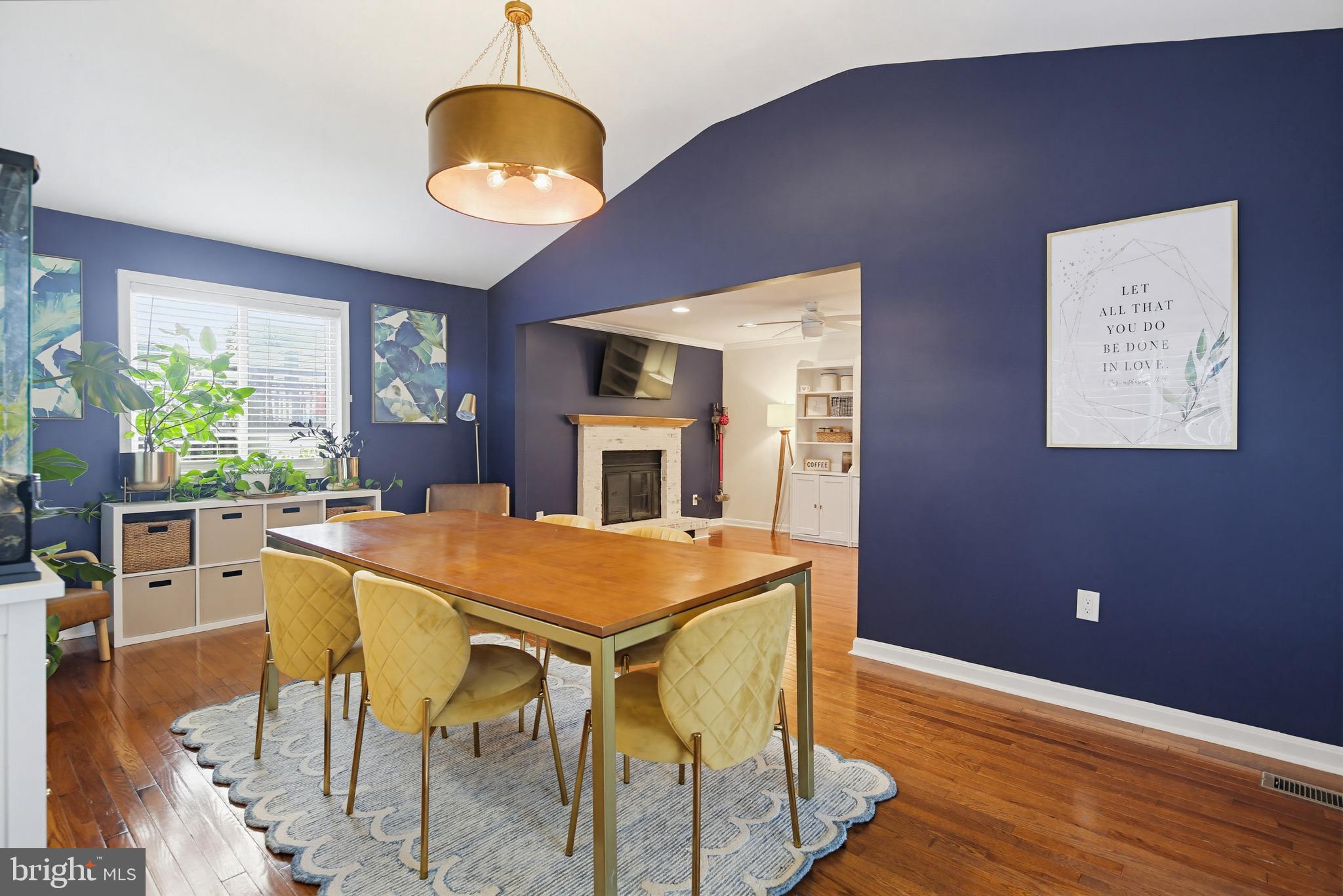 HARMANS WOODS - Residential