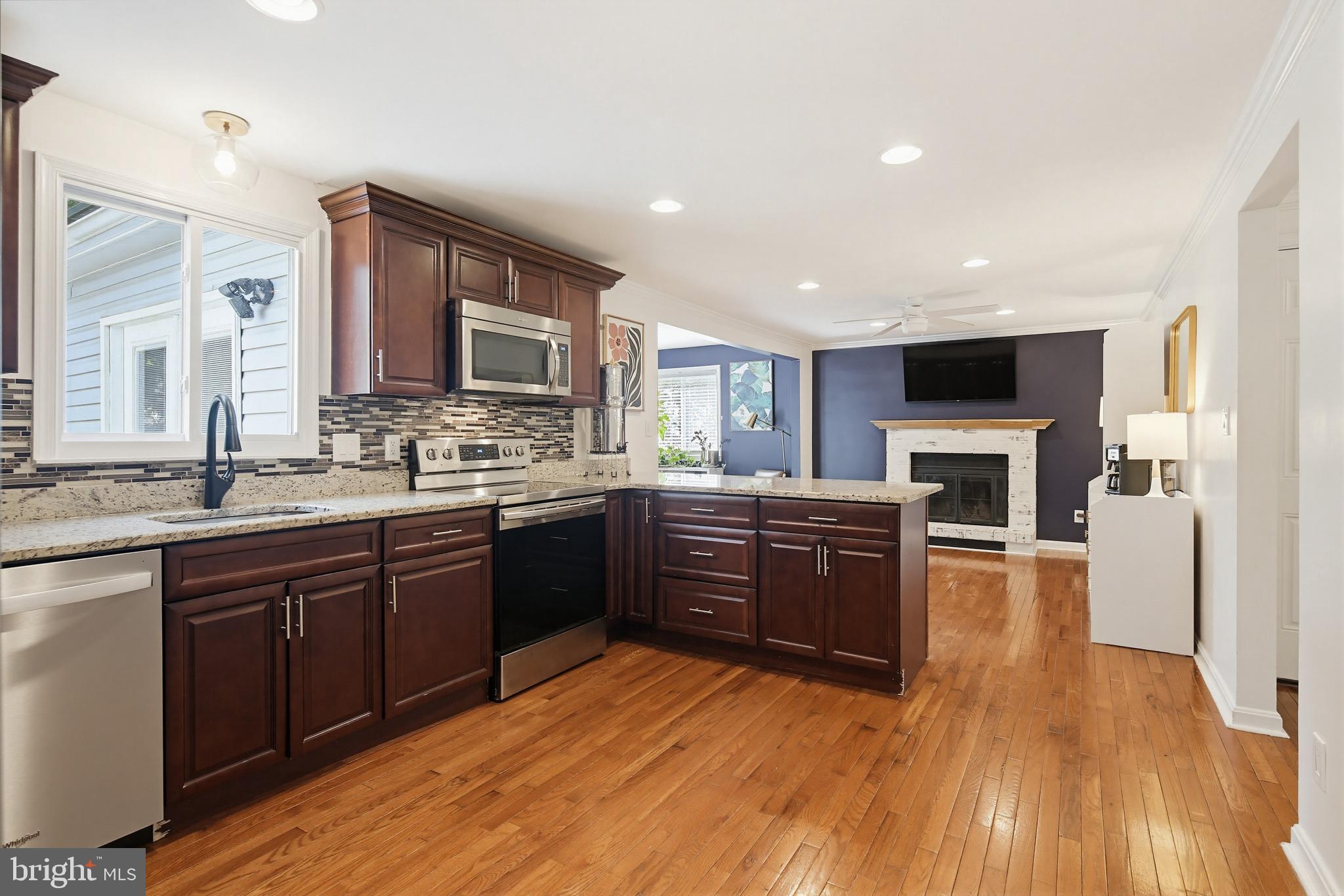 HARMANS WOODS - Residential