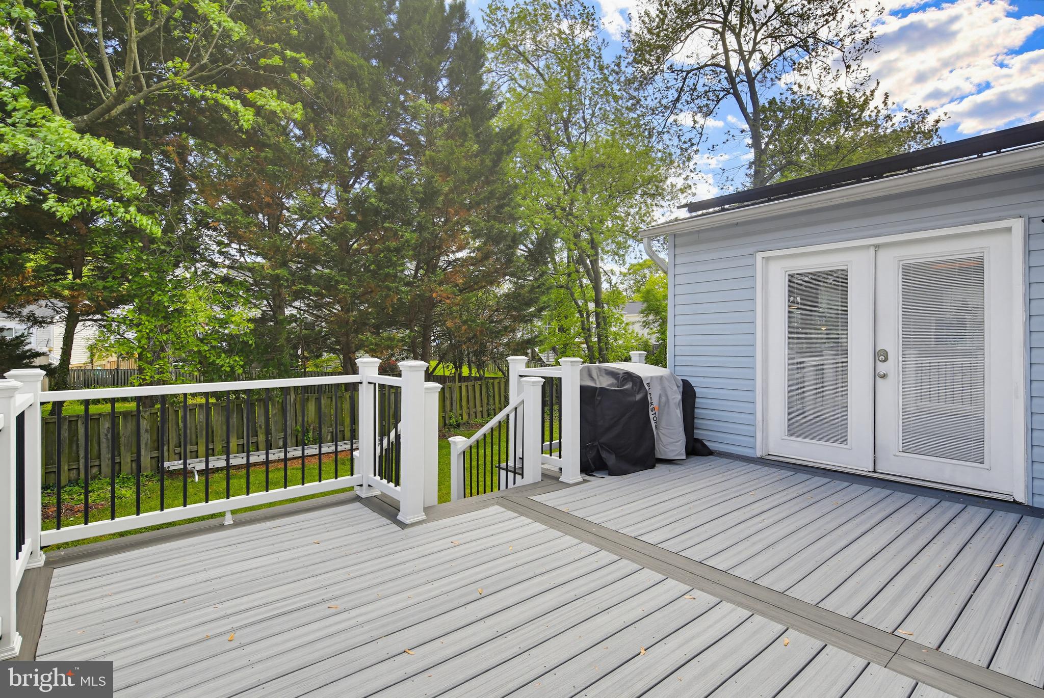 HARMANS WOODS - Residential