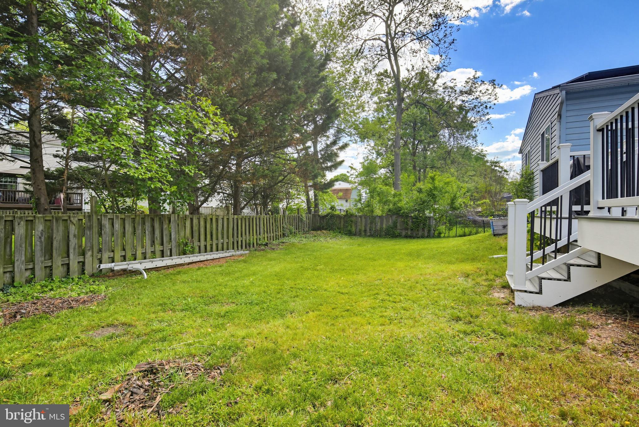 HARMANS WOODS - Residential
