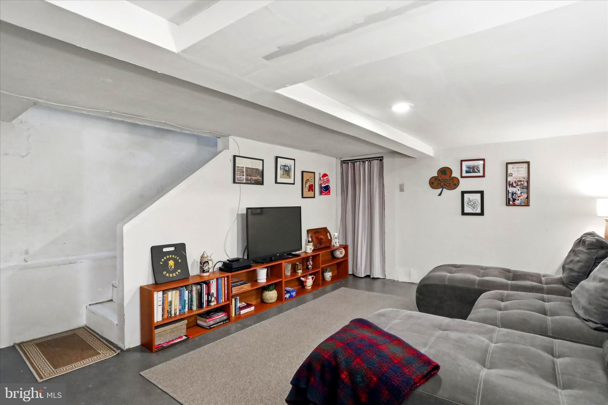 HOOD COLLEGE - Residential