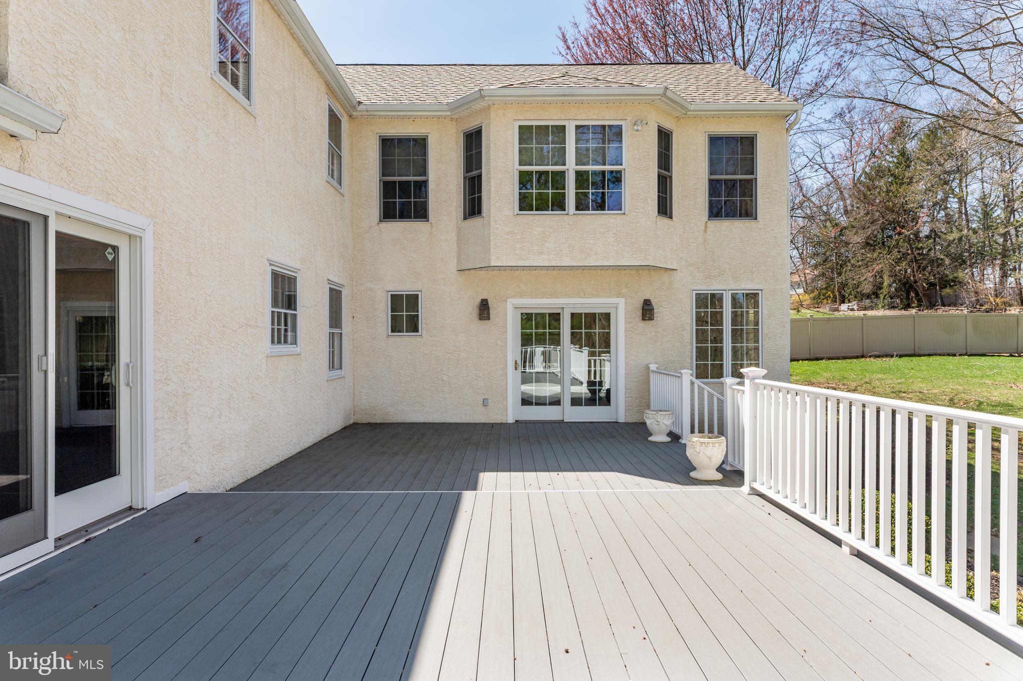 RADNOR HUNT - Residential