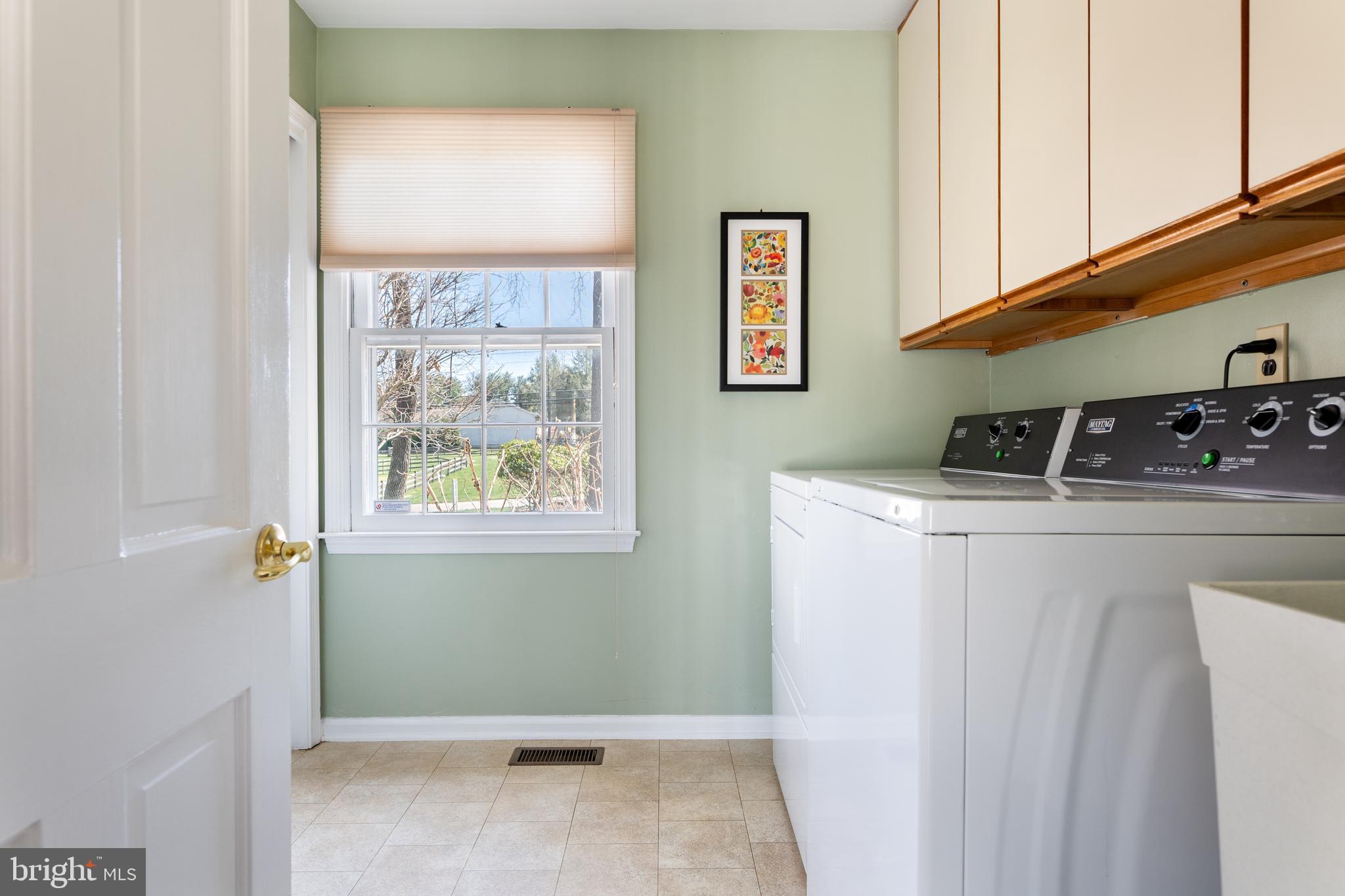 RADNOR HUNT - Residential