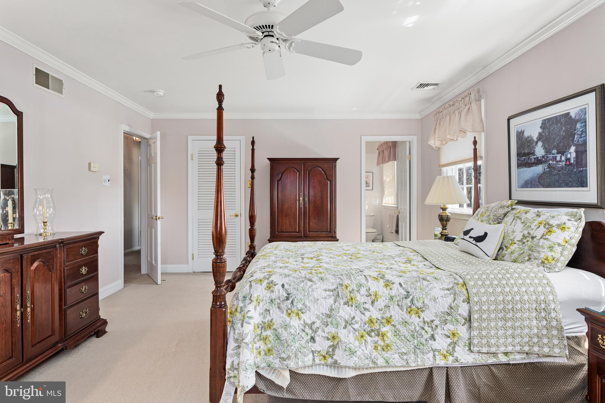 RADNOR HUNT - Residential