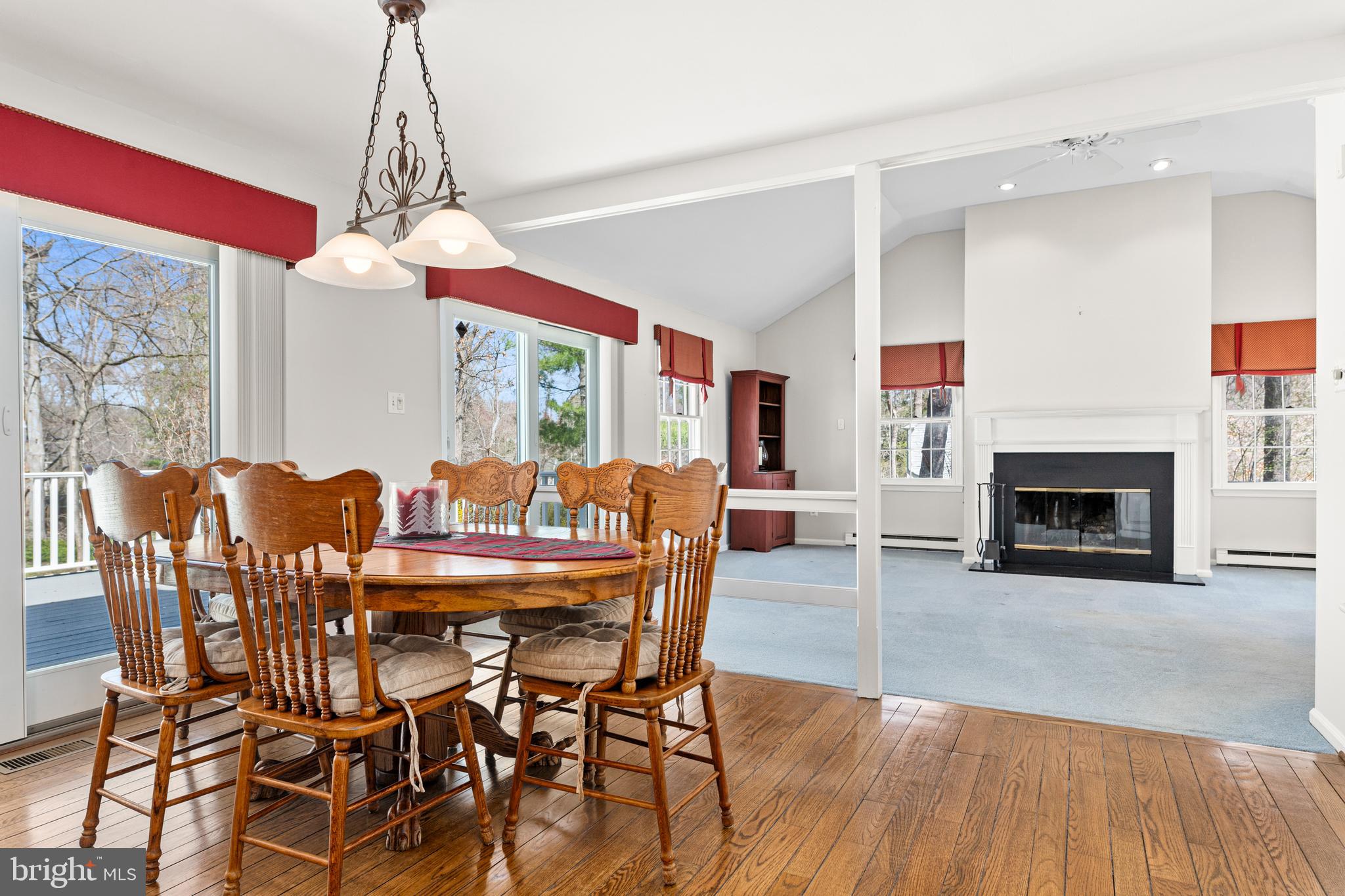 RADNOR HUNT - Residential