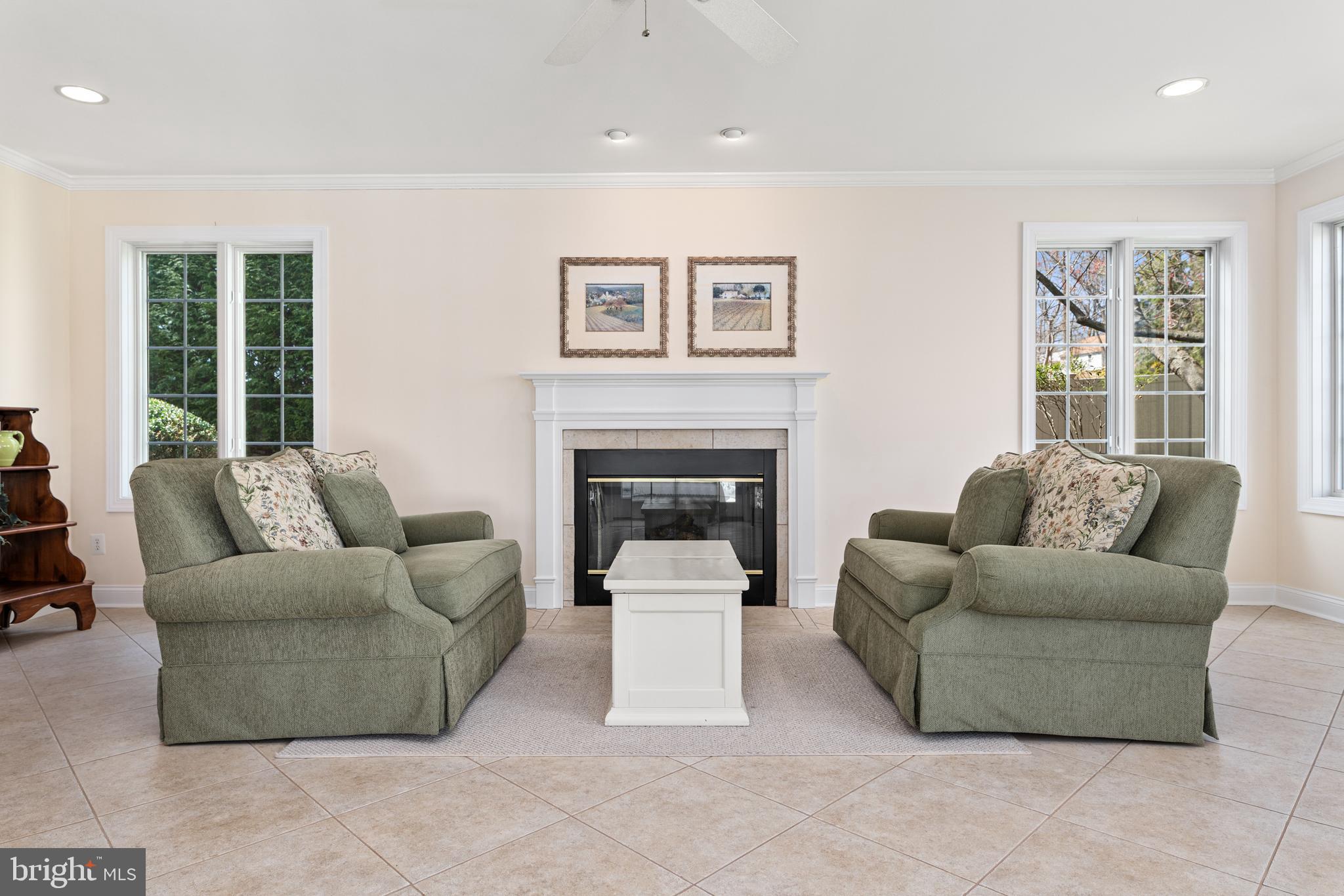 RADNOR HUNT - Residential