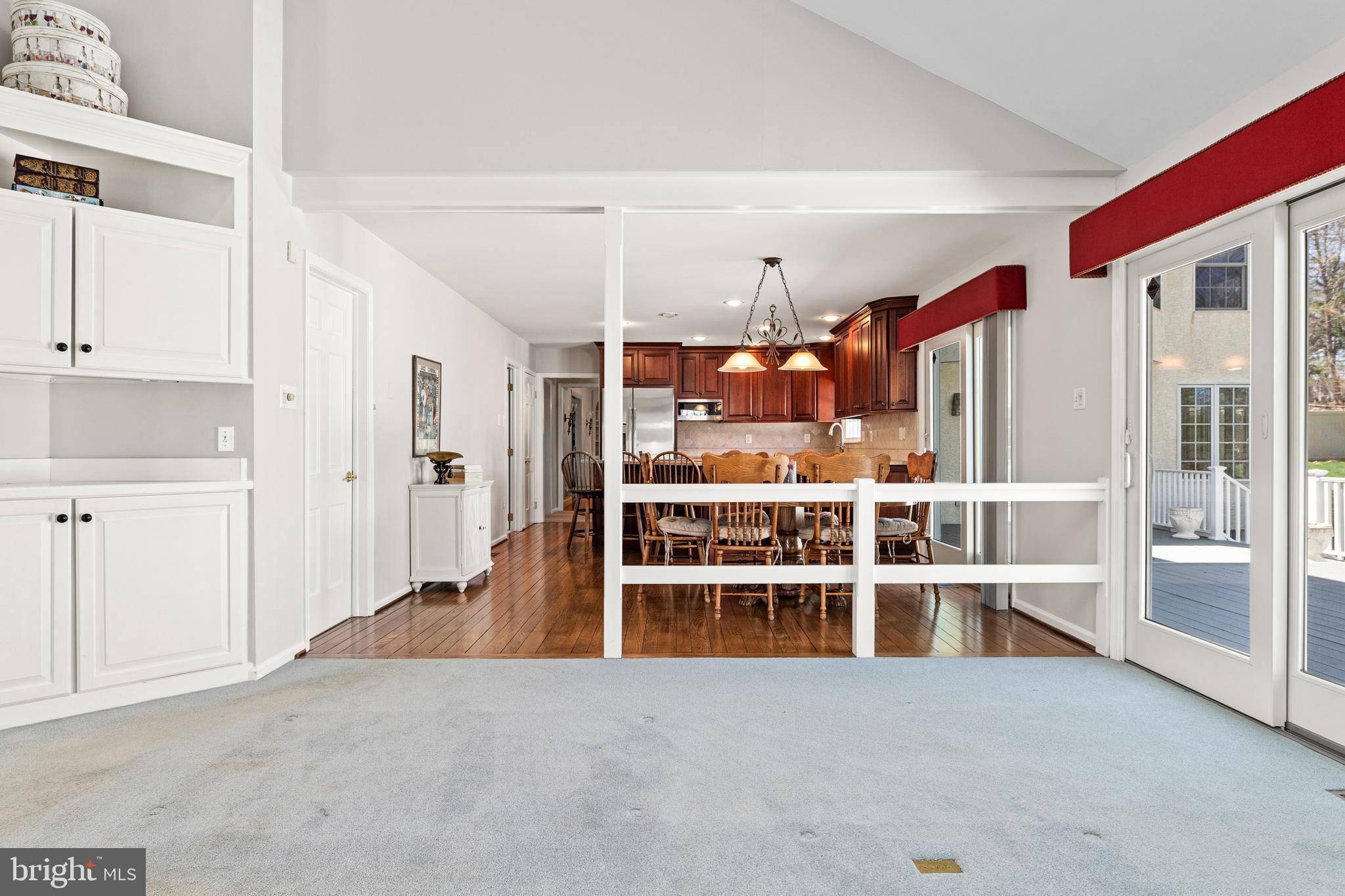 RADNOR HUNT - Residential