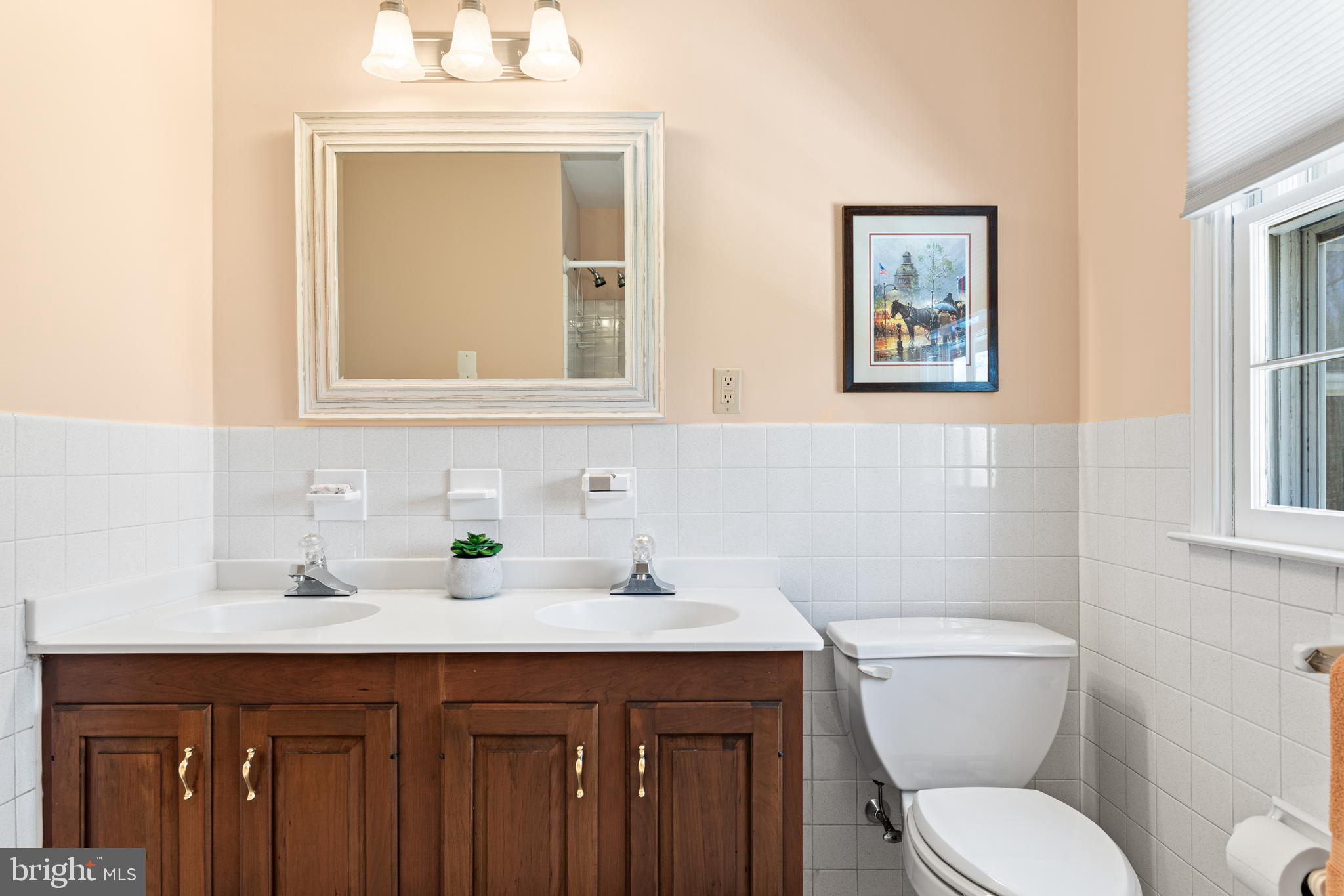 RADNOR HUNT - Residential