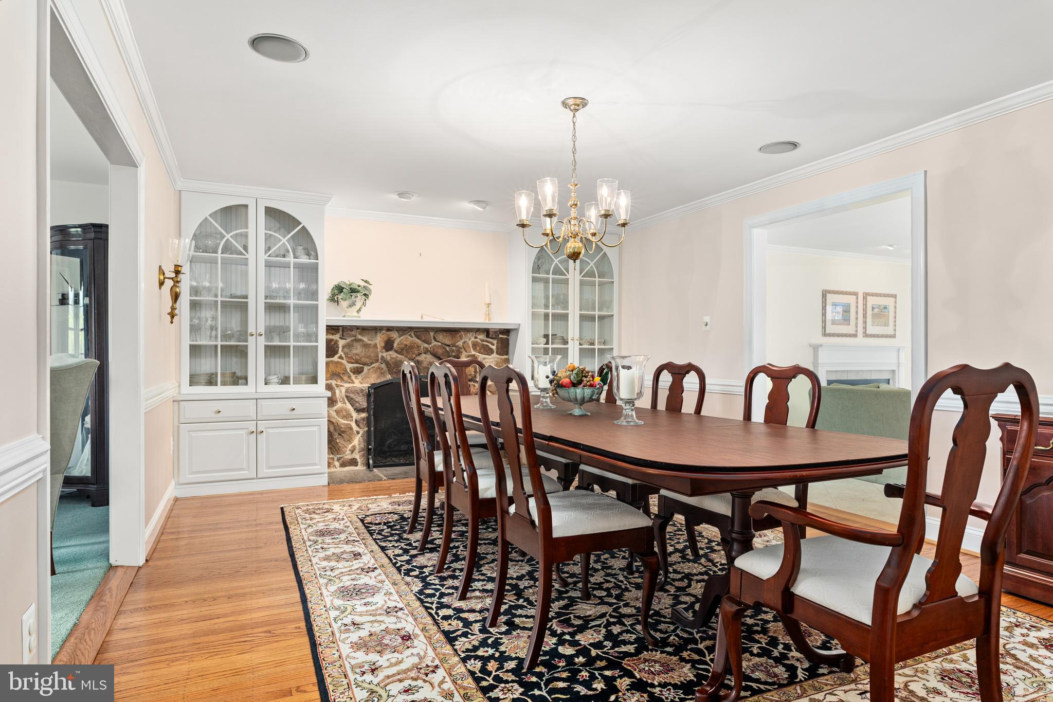 RADNOR HUNT - Residential