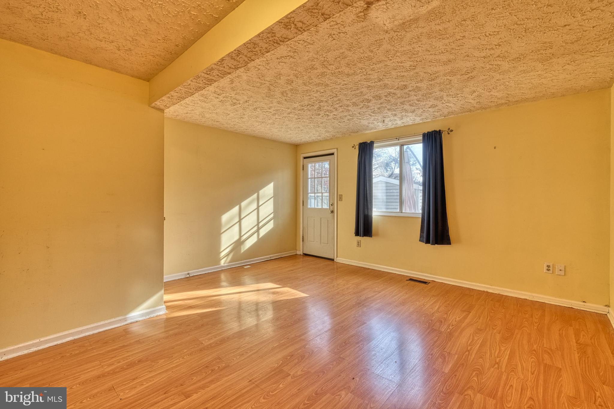 CHESTERFIELD - Residential