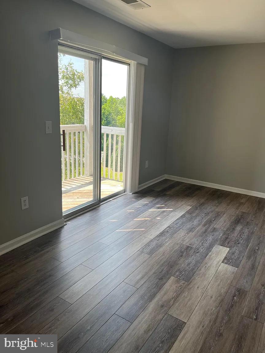 CARRIAGE POINTE AT AQUIA - Residential Lease