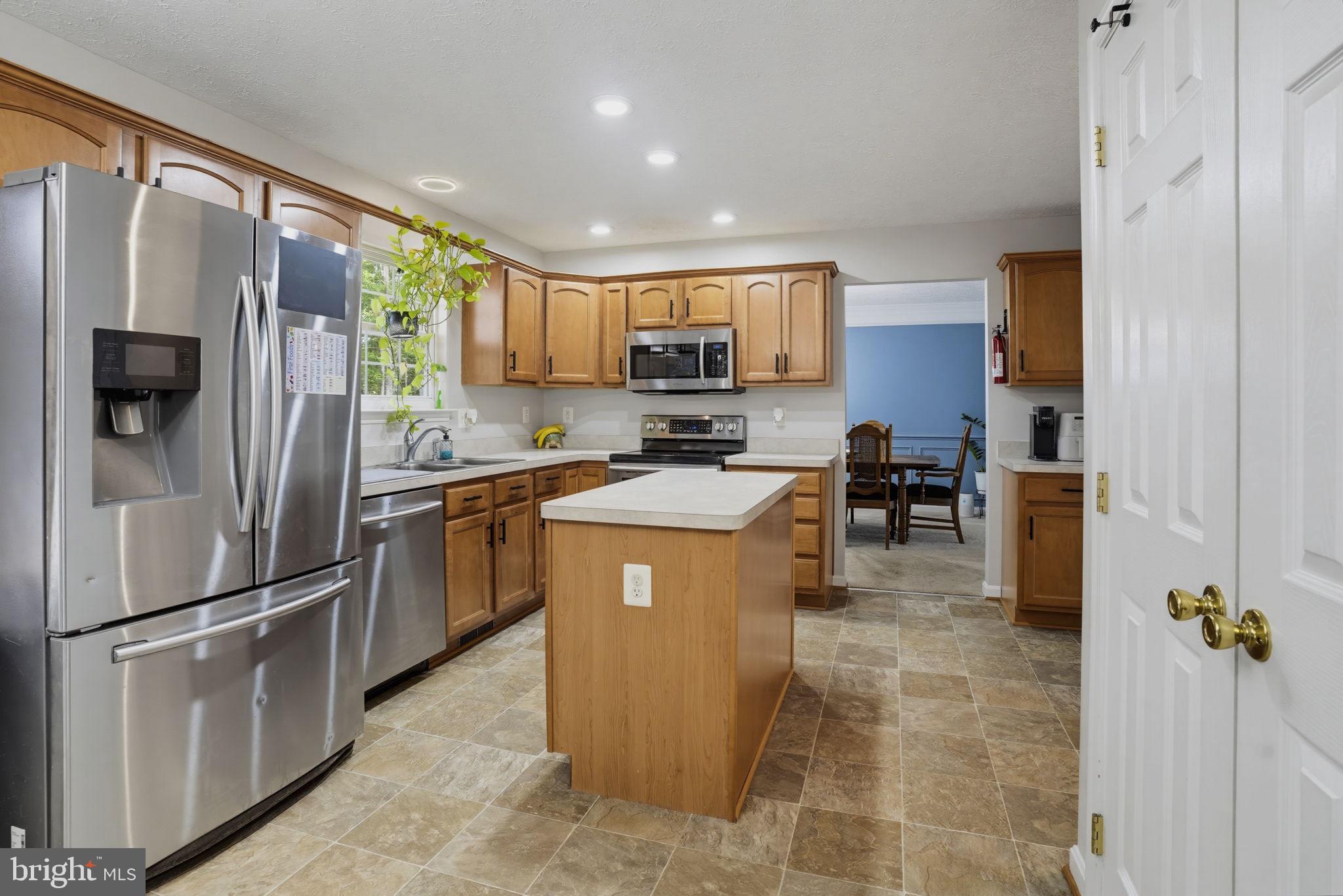 46699 ROBERT LEON DRIVE