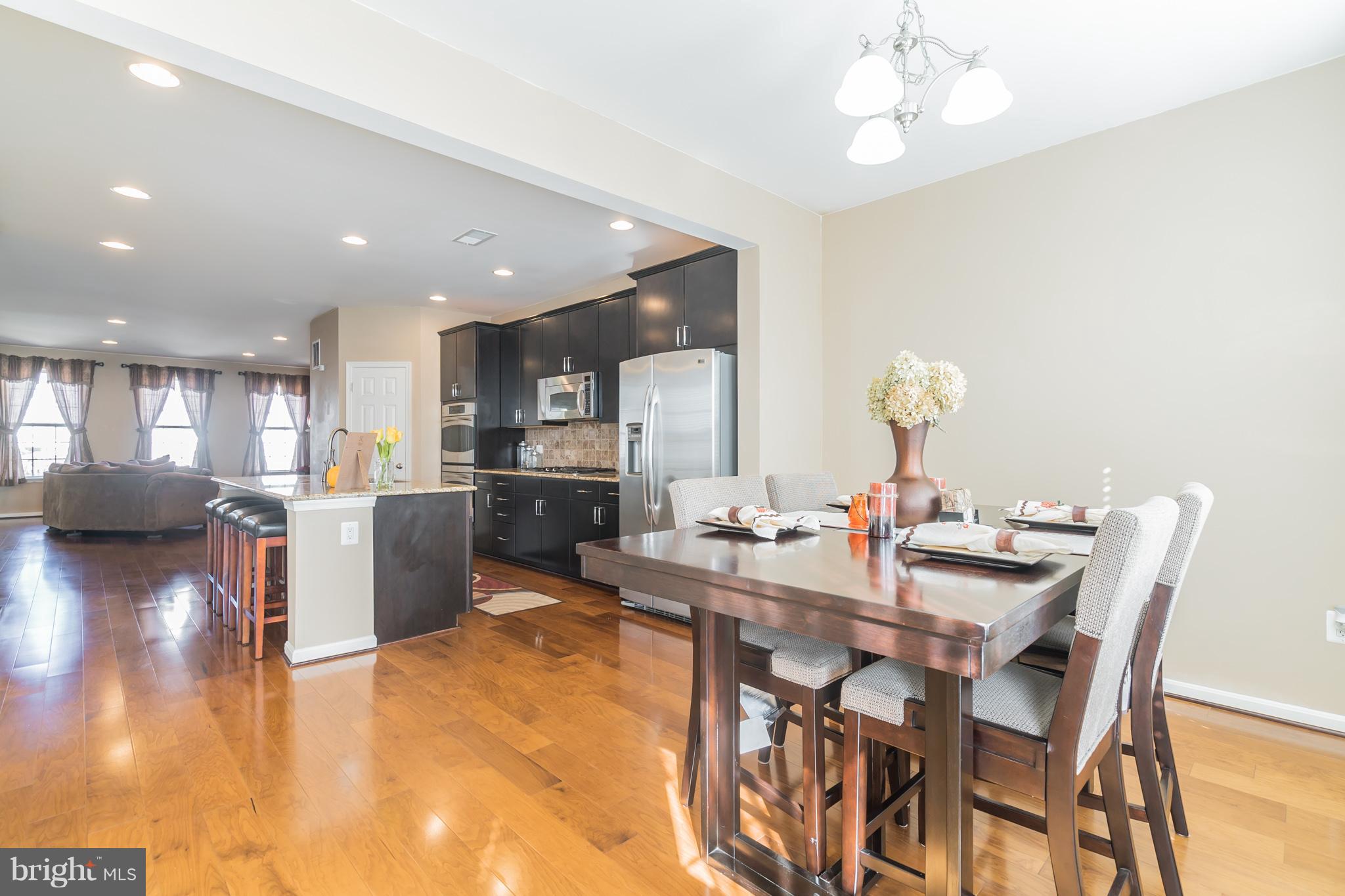 VILLAGES OF WELLINGTON - Residential