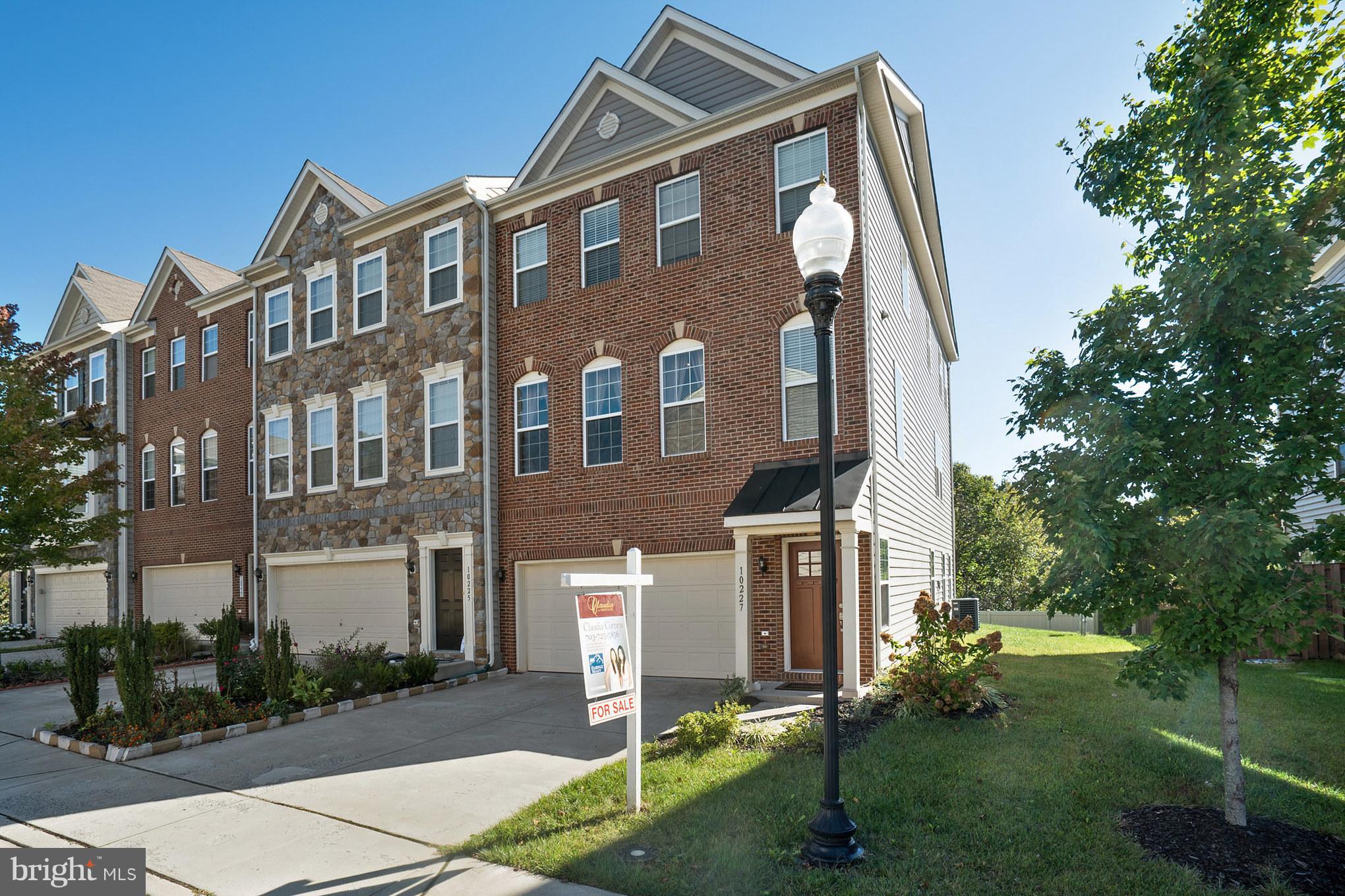 VILLAGES OF WELLINGTON - Residential