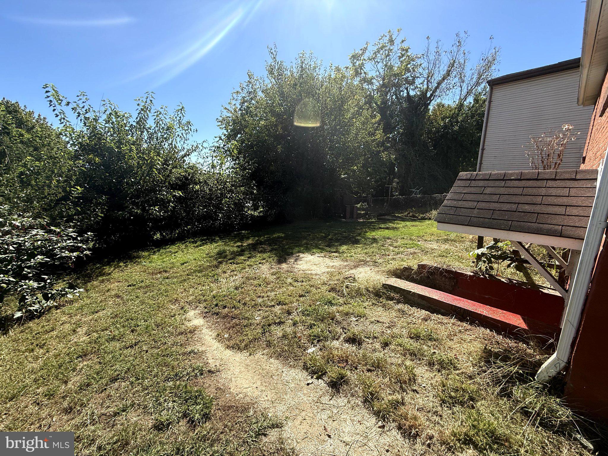 122 N MONT VALLA AVENUE