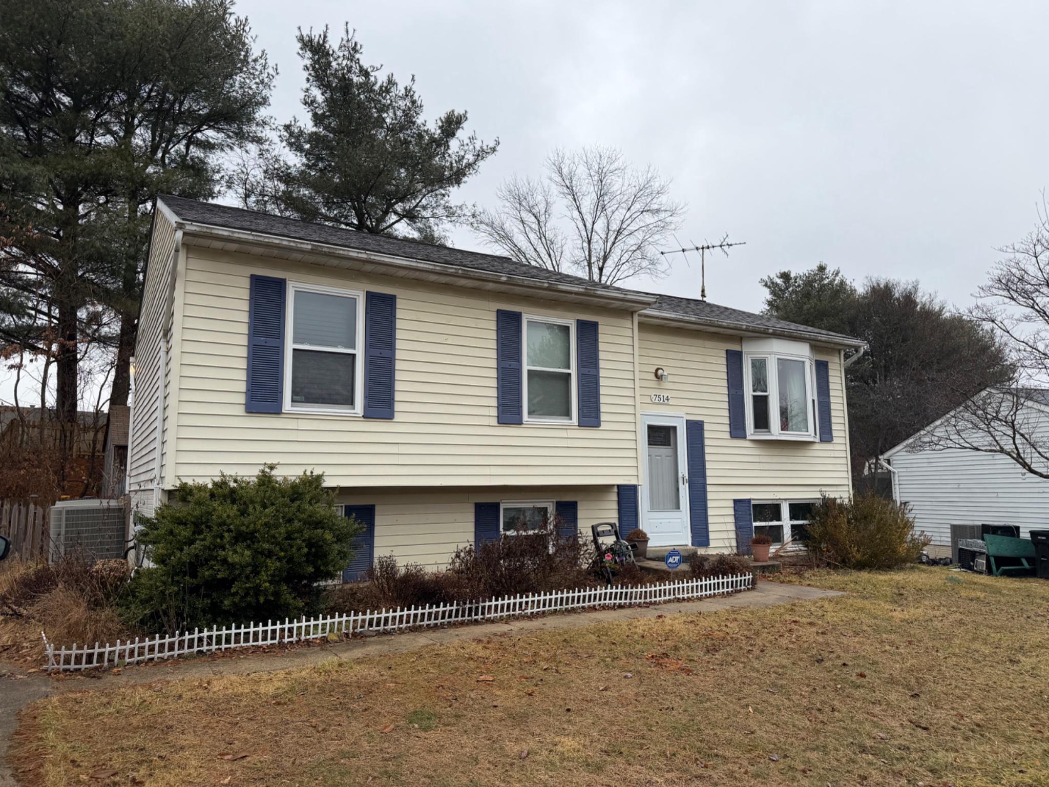 LEXINGTON RUN - Residential