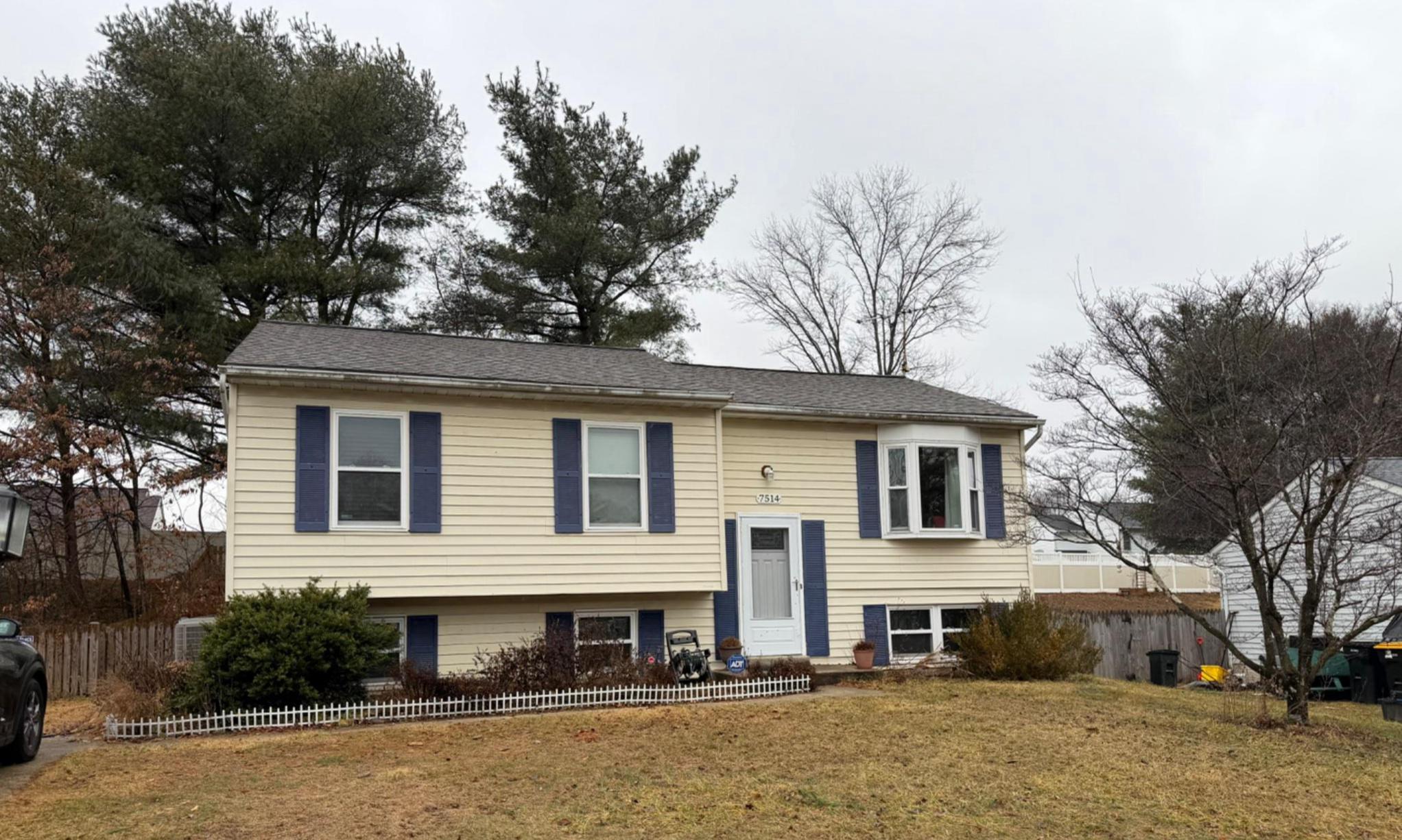 LEXINGTON RUN - Residential