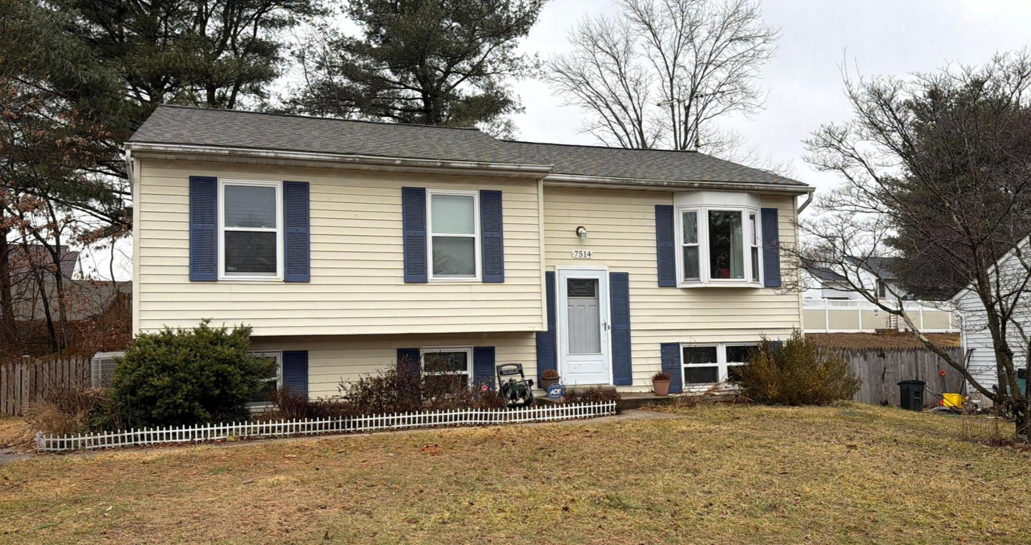 LEXINGTON RUN - Residential