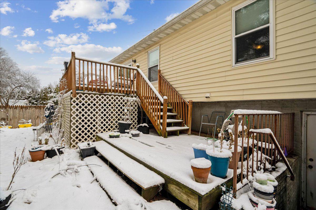 LEXINGTON RUN - Residential