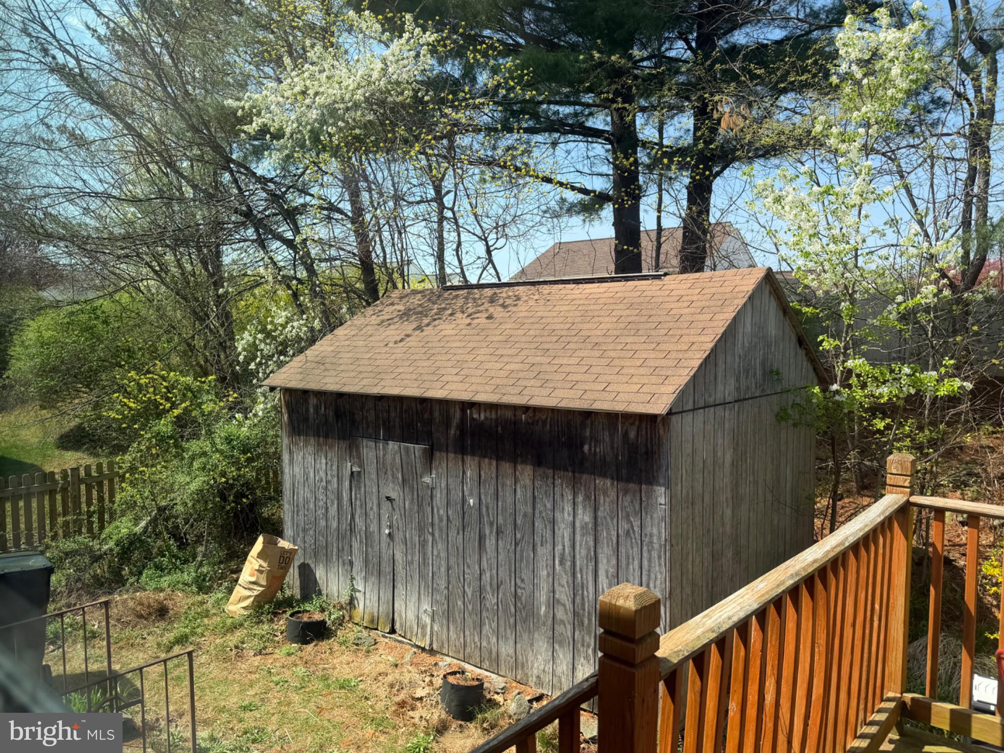 LEXINGTON RUN - Residential