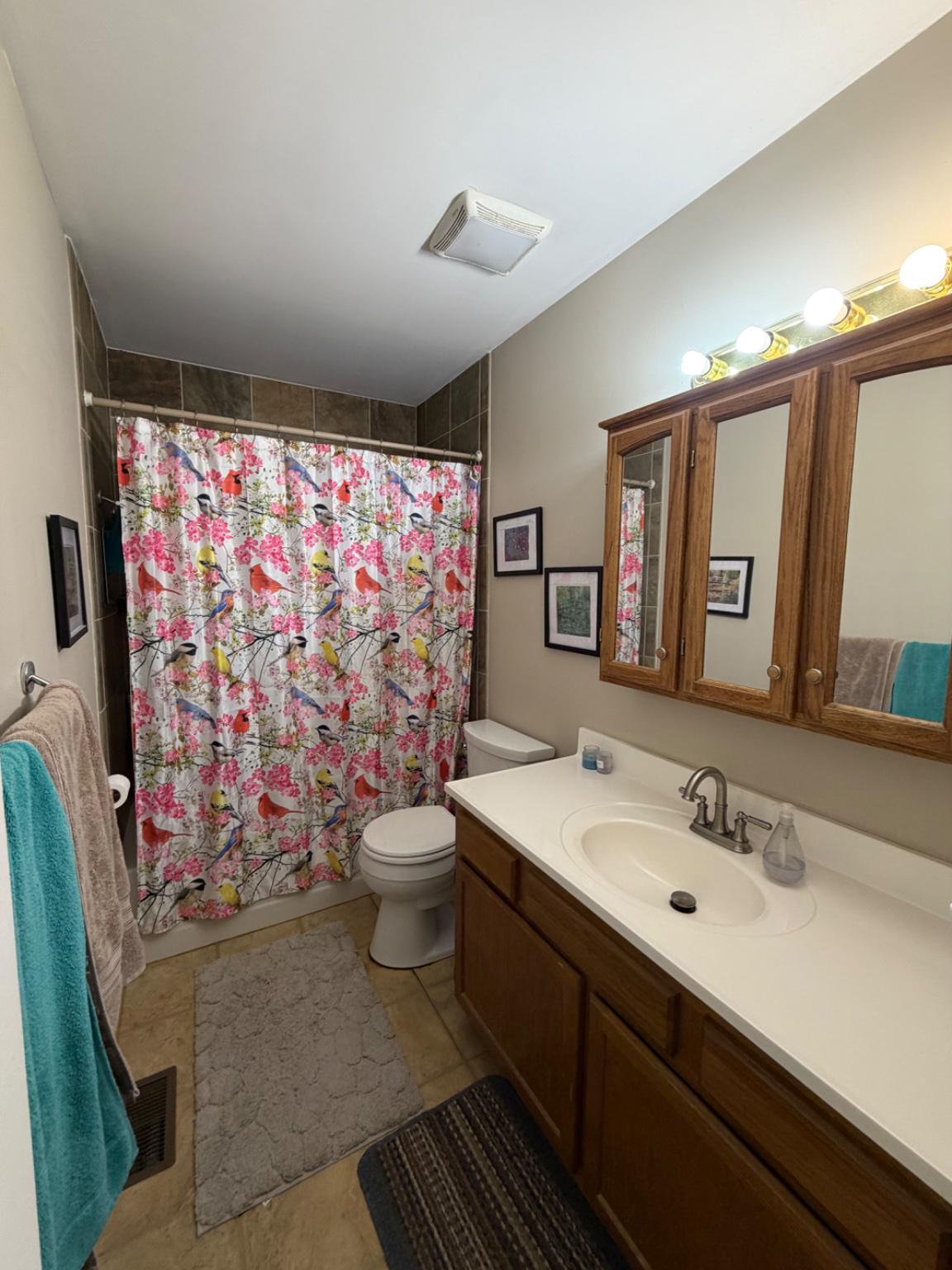 LEXINGTON RUN - Residential