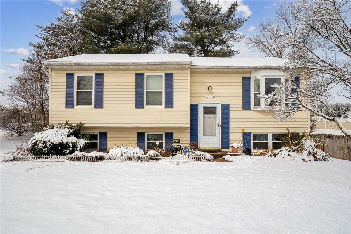 LEXINGTON RUN - Residential