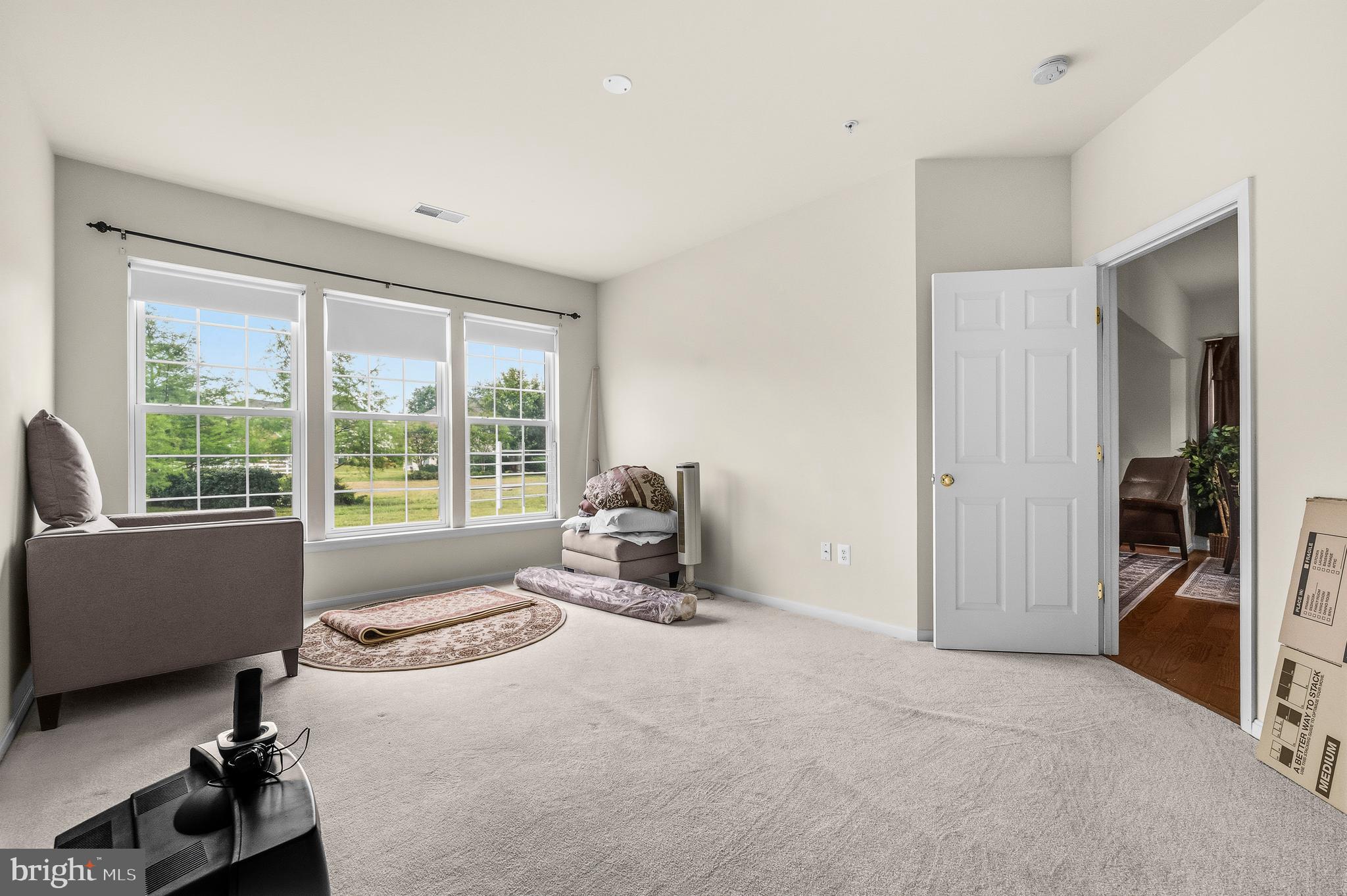 4614 DIAMOND RIDGE LANE
