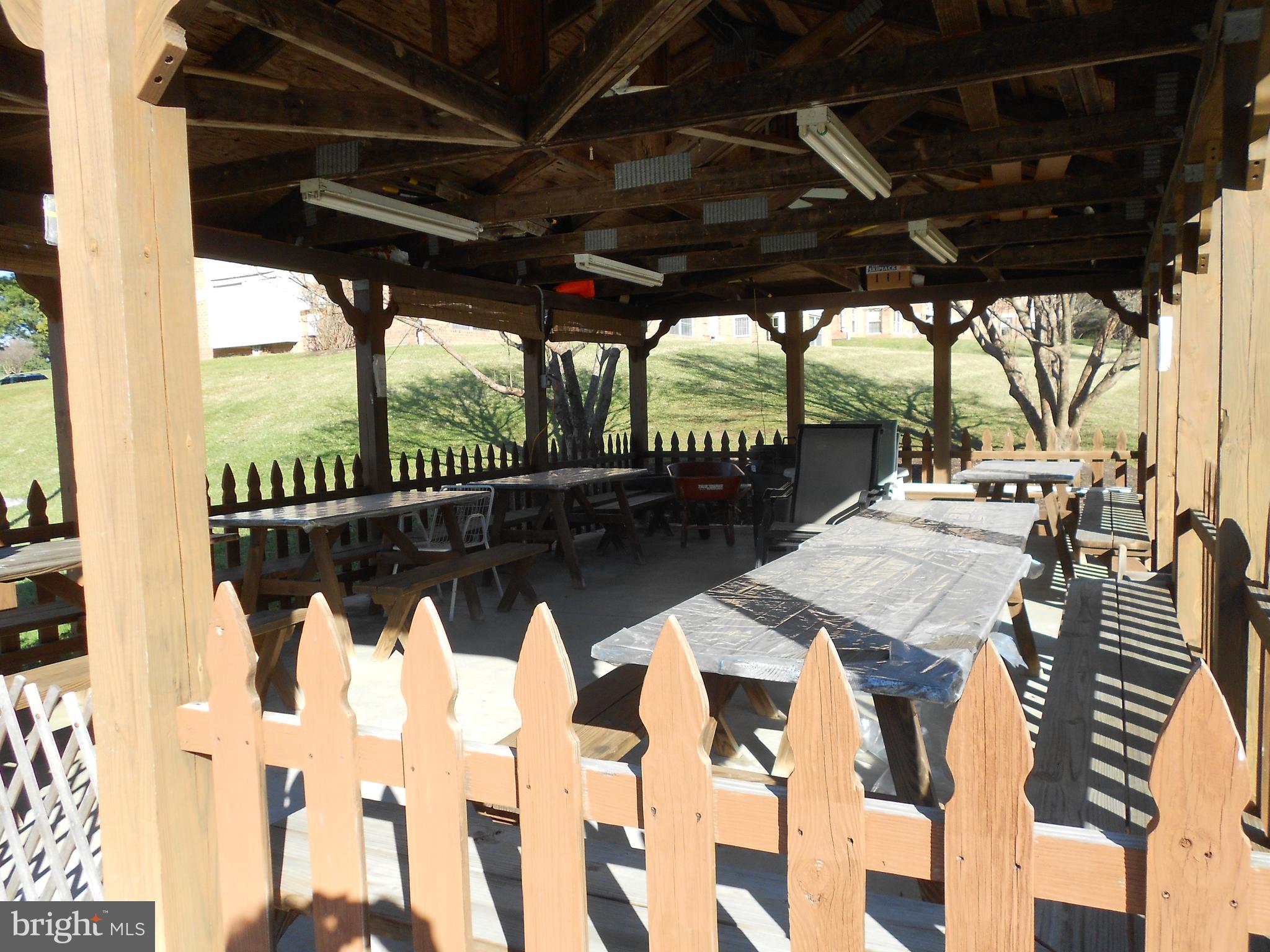 POND CONDOMINIUMS - Residential Lease