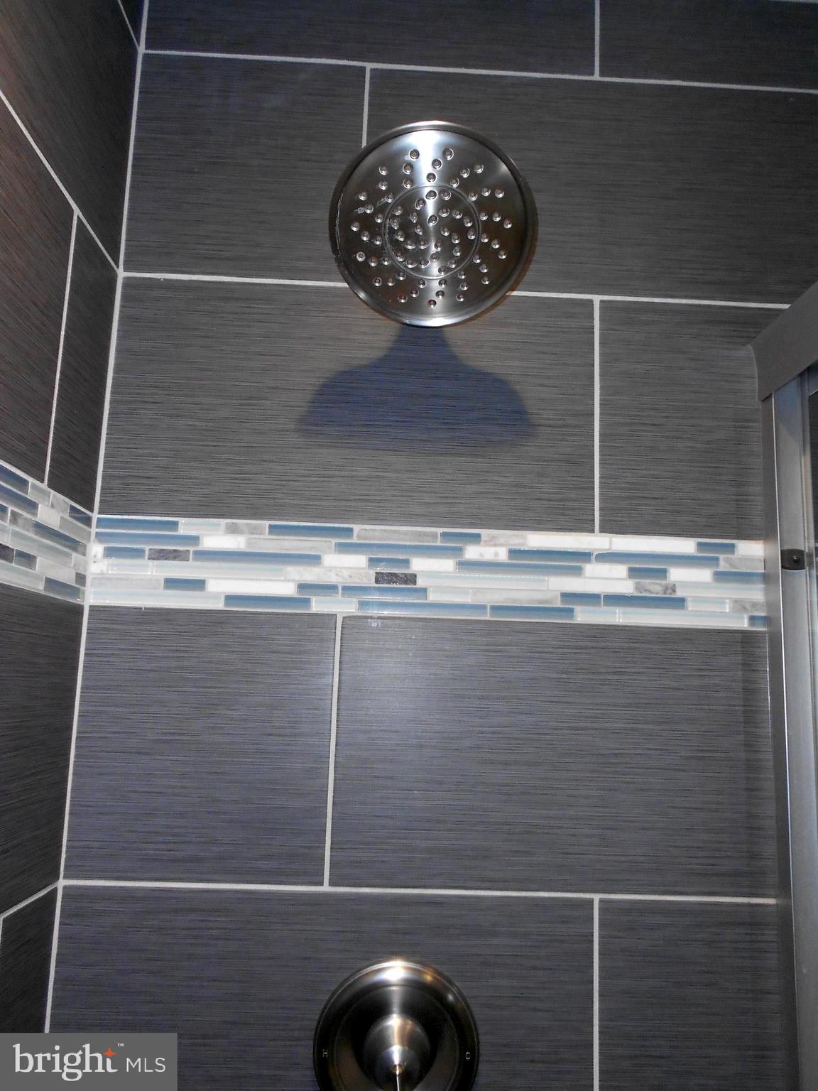 POND CONDOMINIUMS - Residential Lease