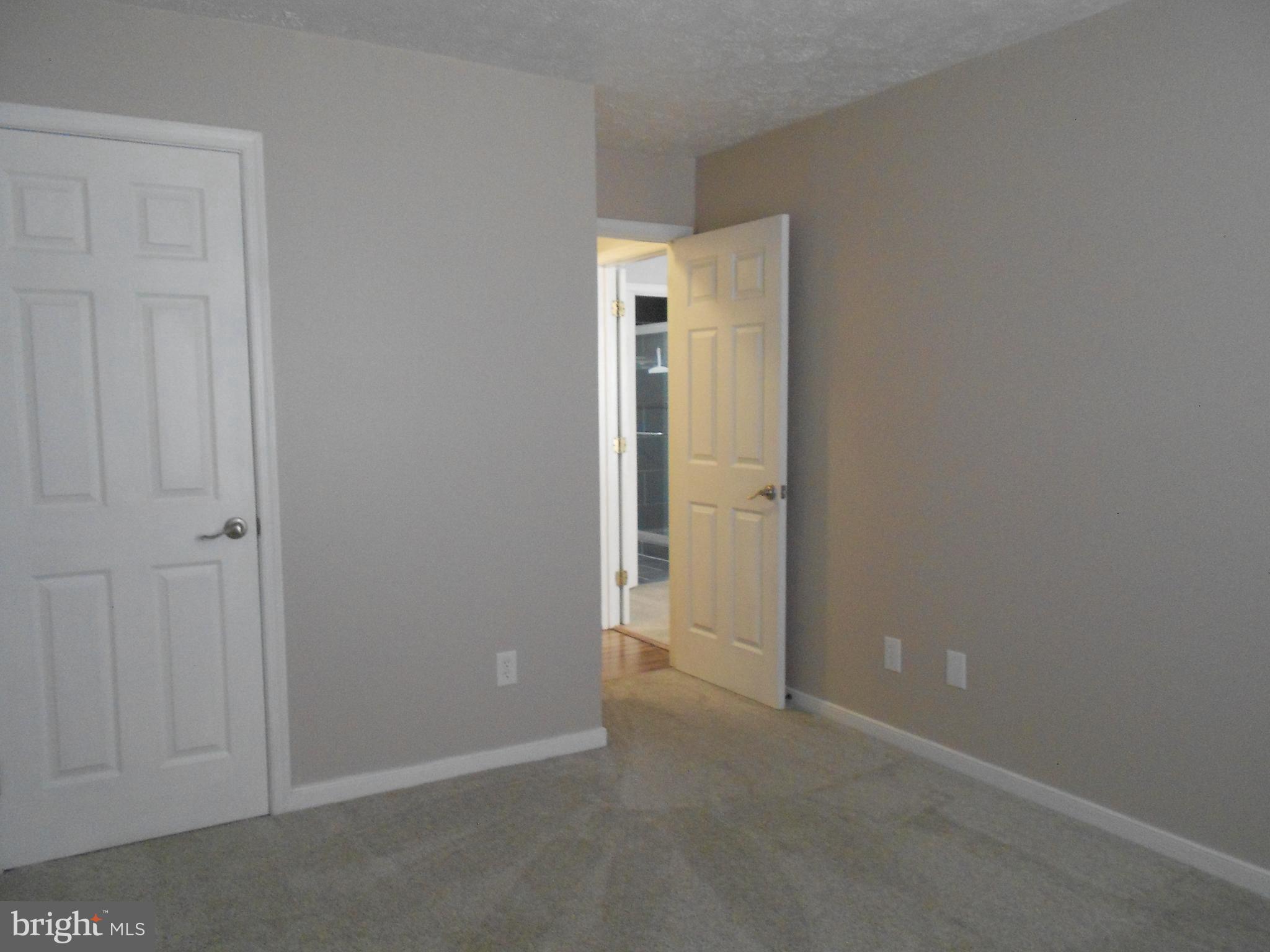 POND CONDOMINIUMS - Residential Lease