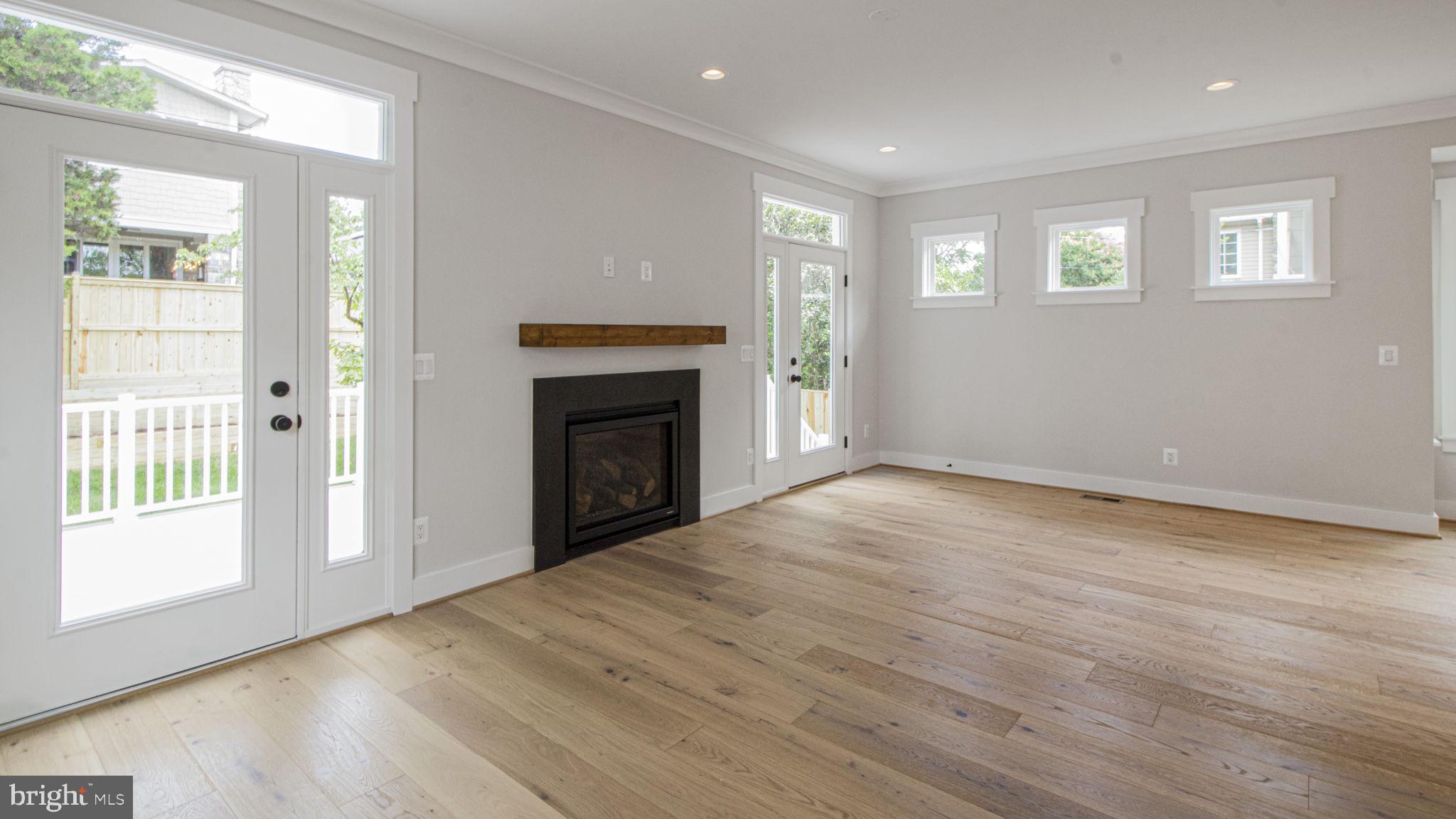 ROSEMONT - Residential