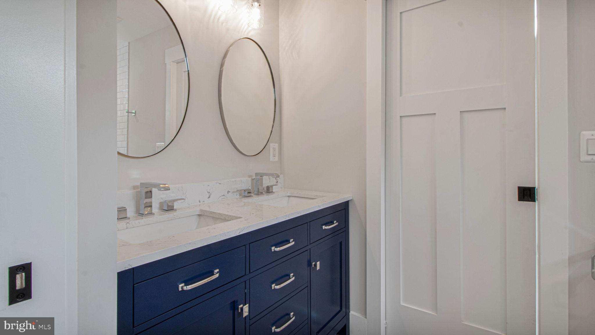 ROSEMONT - Residential