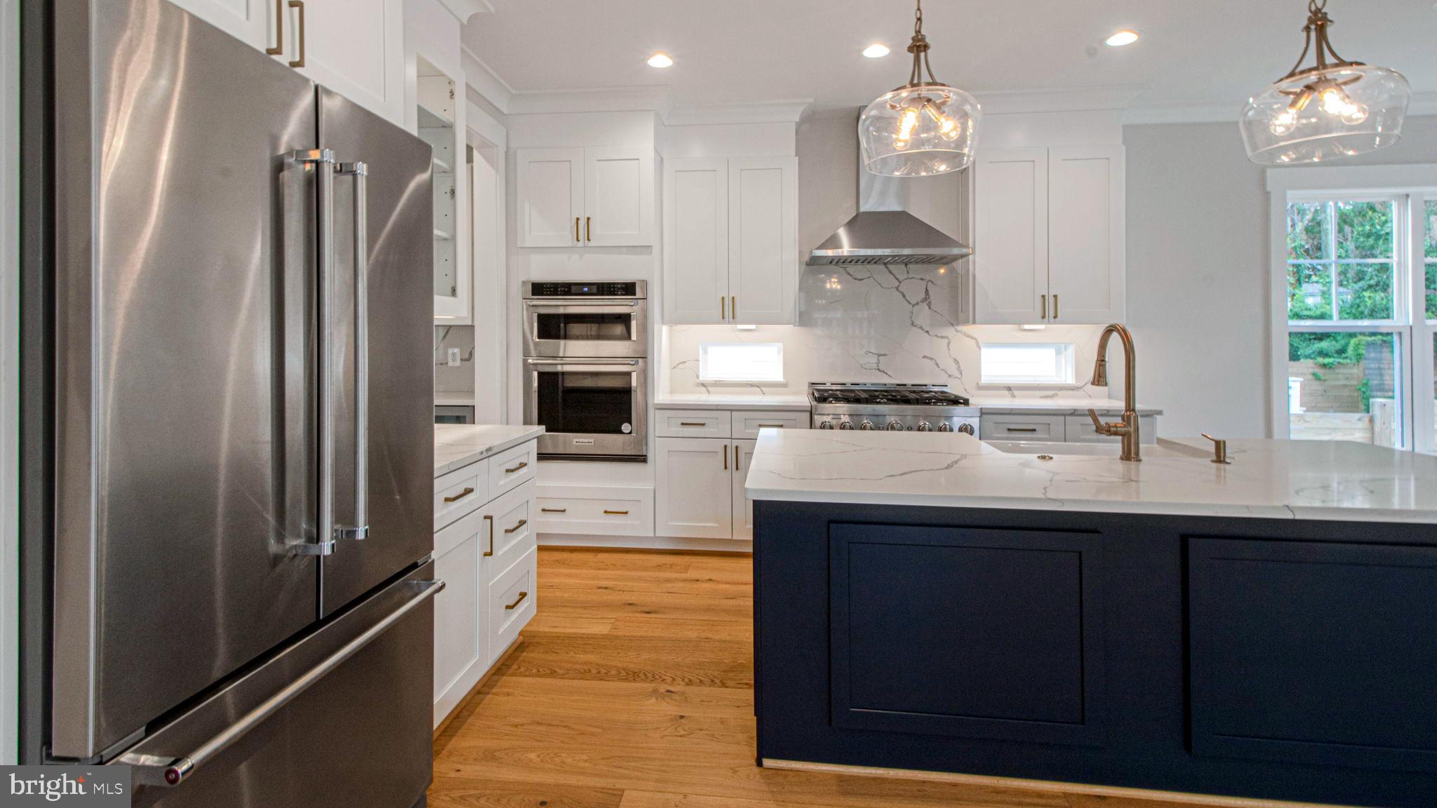 ROSEMONT - Residential