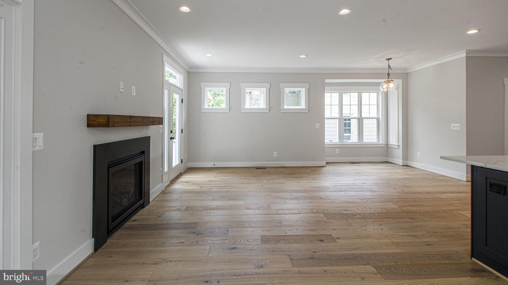 ROSEMONT - Residential