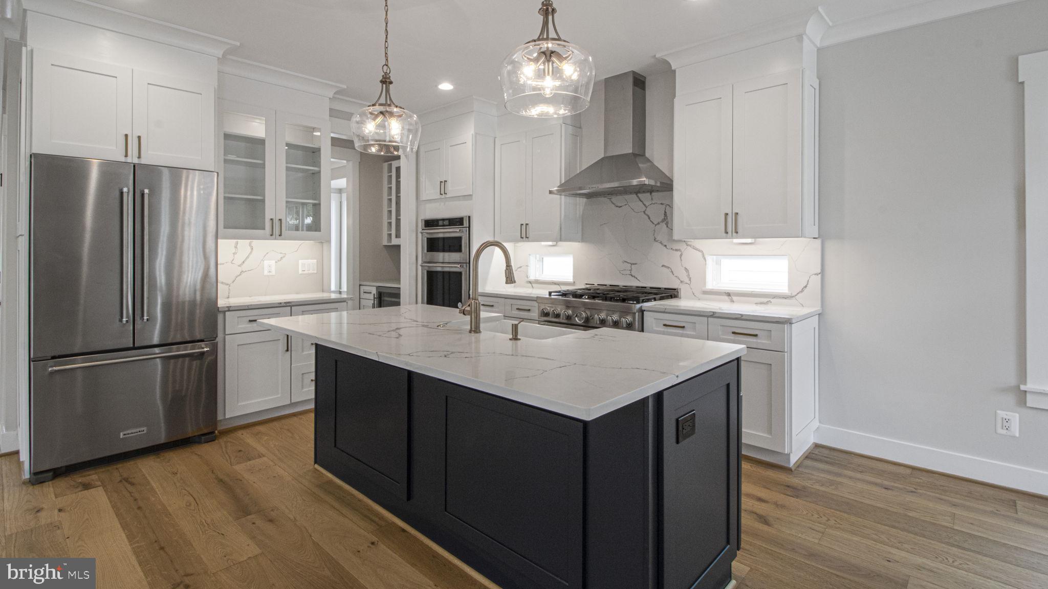 ROSEMONT - Residential