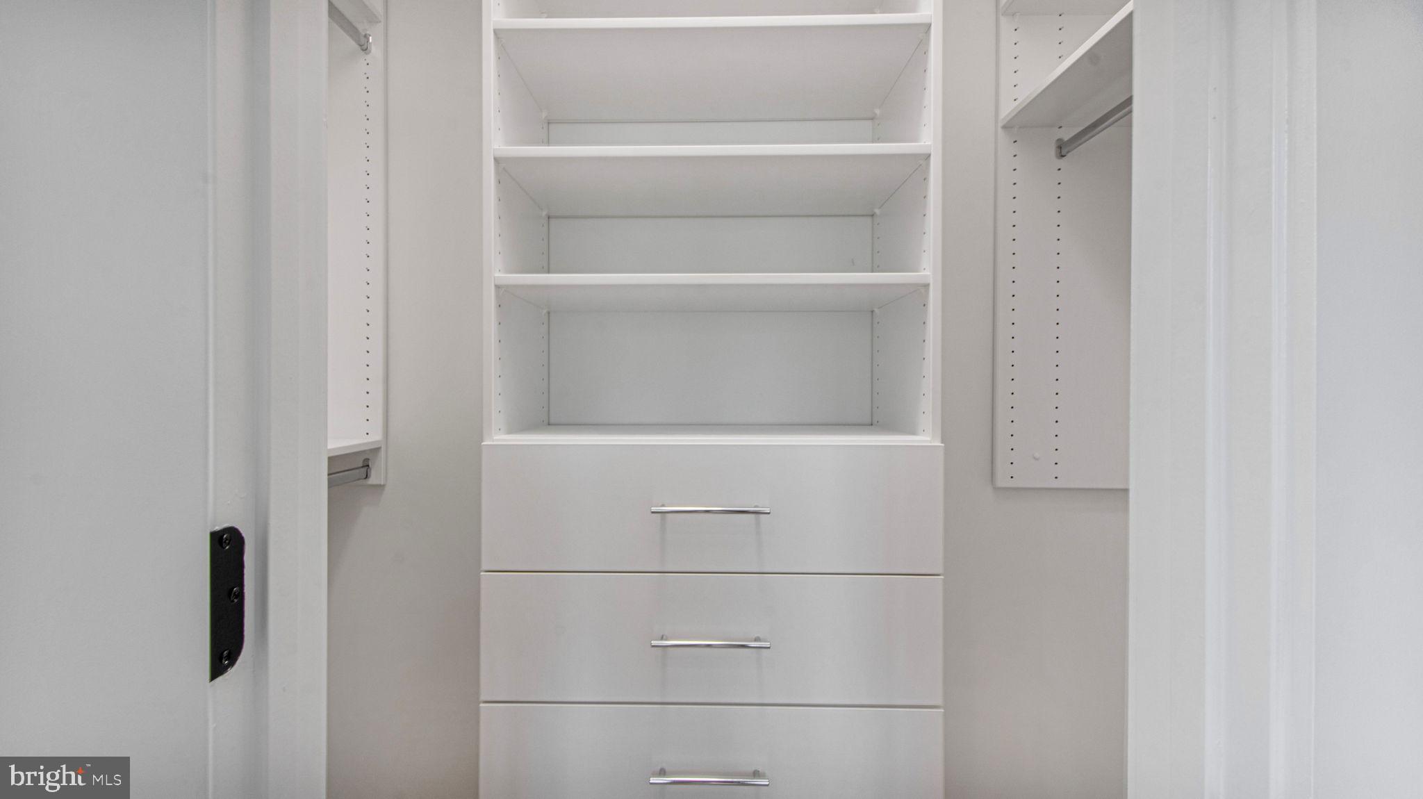 ROSEMONT - Residential