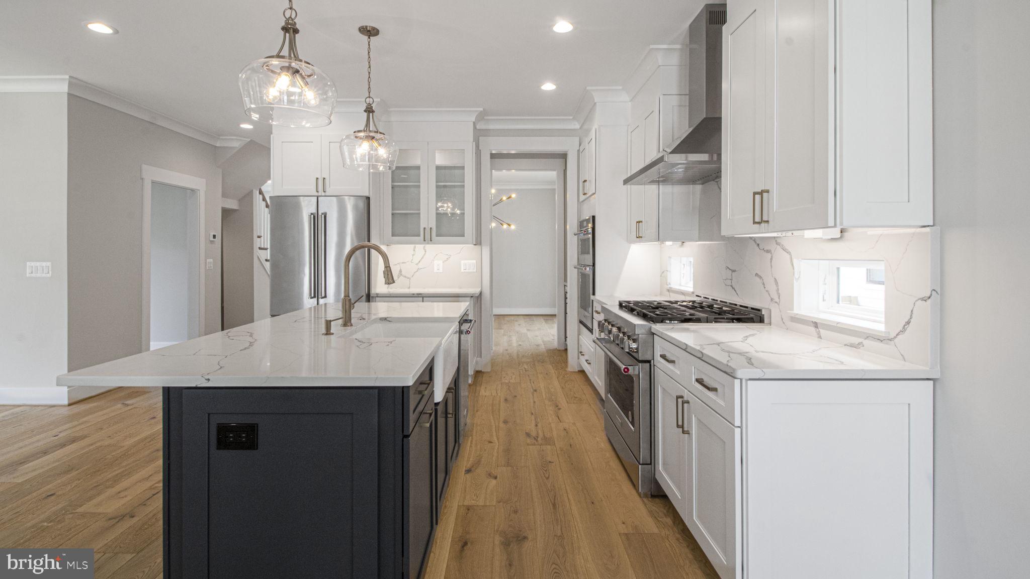 ROSEMONT - Residential