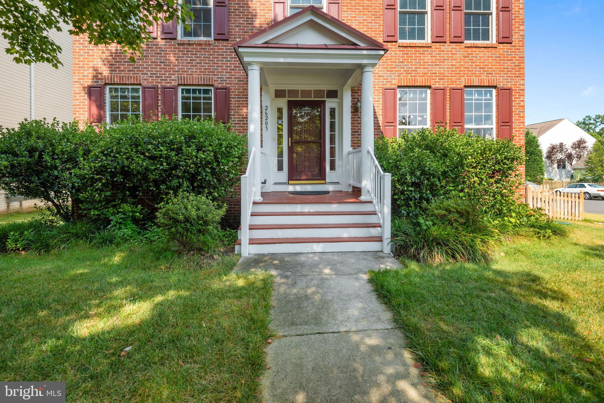 SOUTH RIDING - Residential