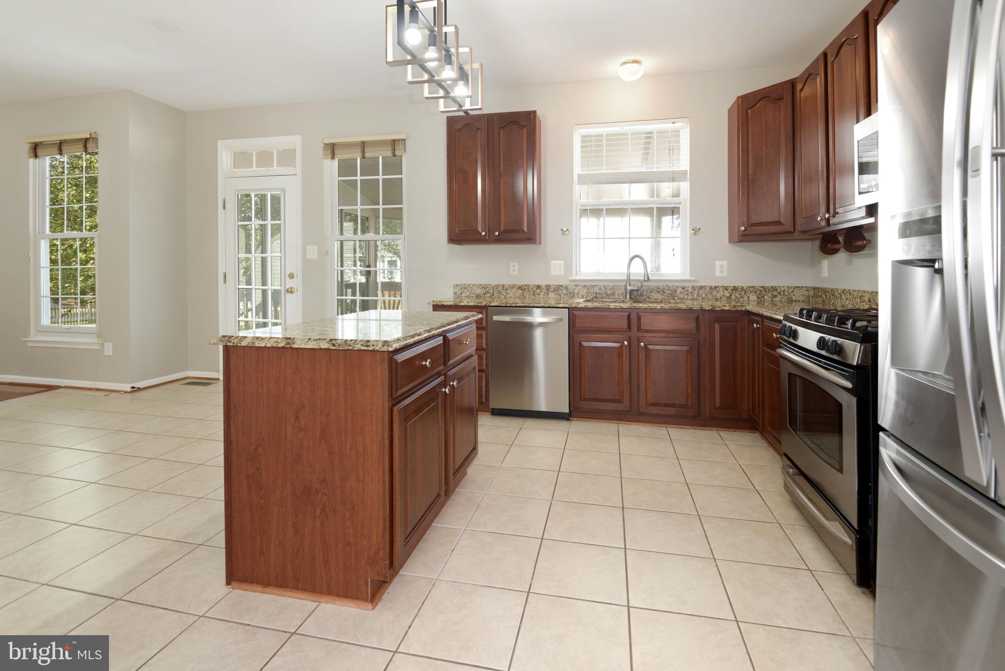 SOUTH RIDING - Residential