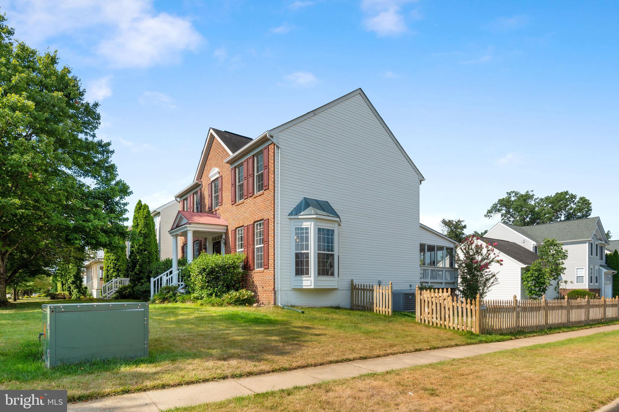 SOUTH RIDING - Residential